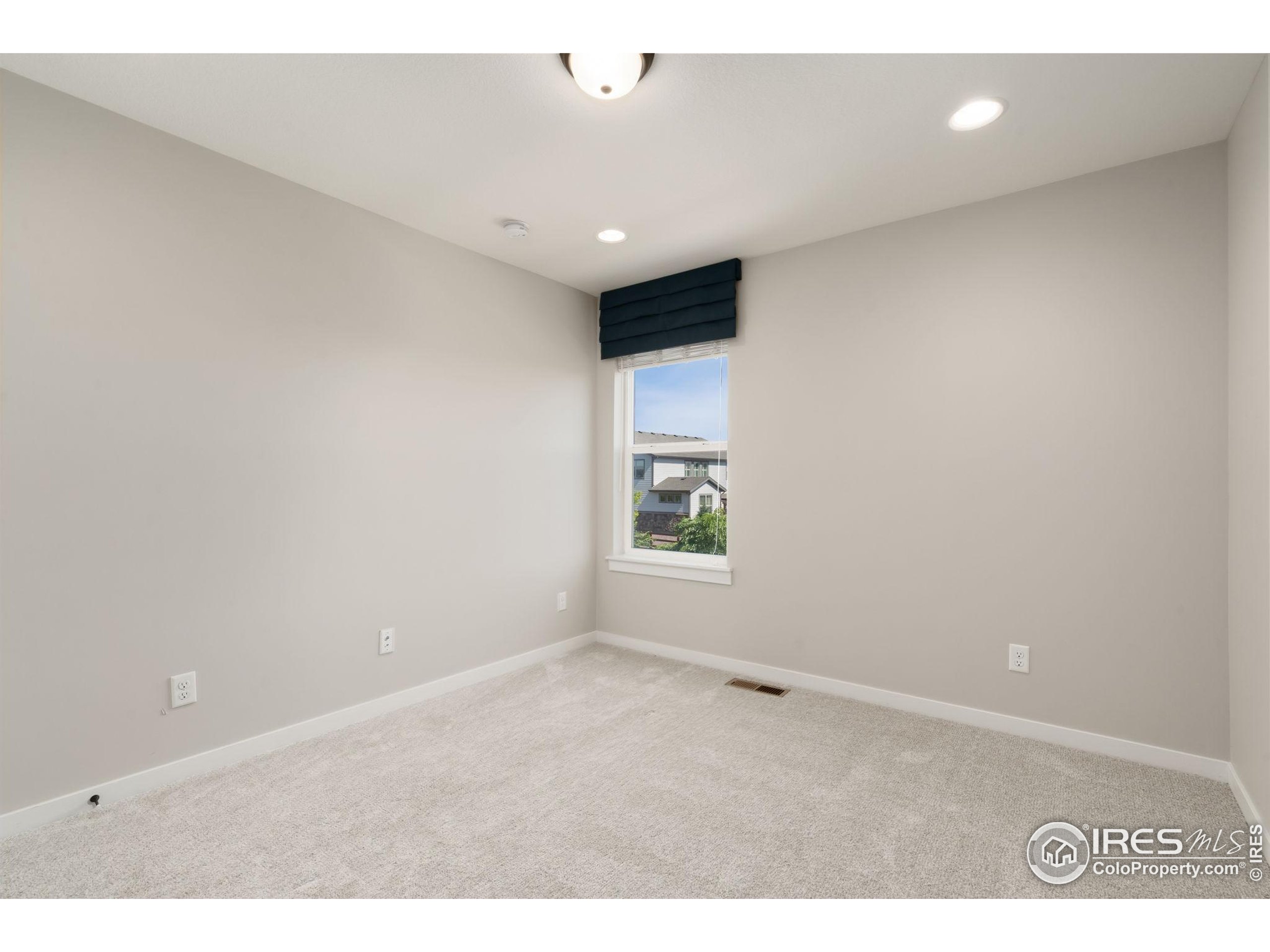Windsor, Colorado, 80550, United States, 4 Bedrooms Bedrooms, ,3 BathroomsBathrooms,Residential,For Sale,1906753