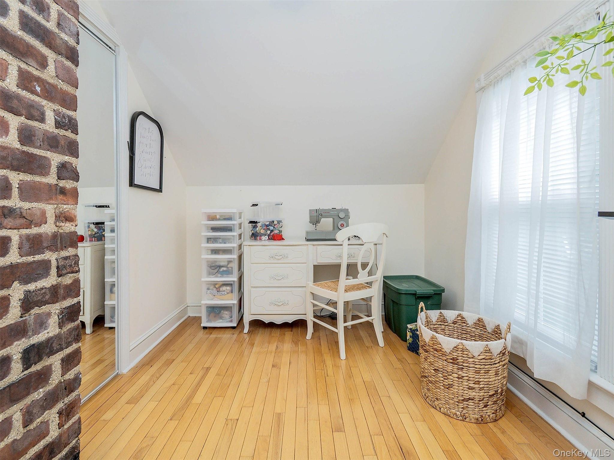  24 Maple Avenue, Sea Cliff, NY, 11579 - 物件實景