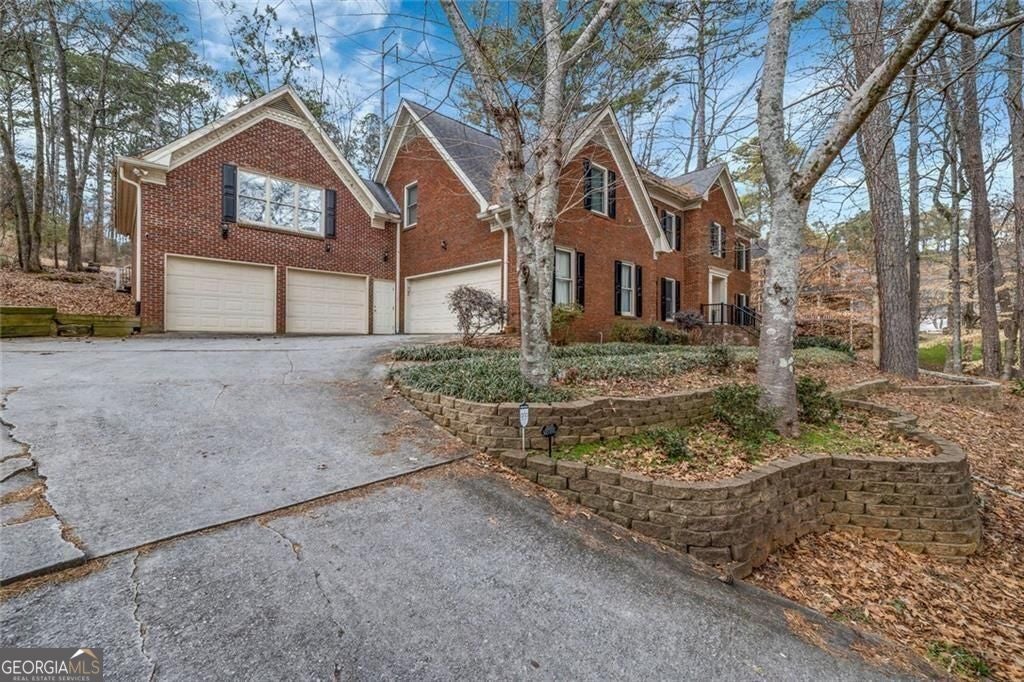 Stone Mountain, Georgia, 30087, United States, 6 Bedrooms Bedrooms, ,5 BathroomsBathrooms,Residential,For Sale,2021224