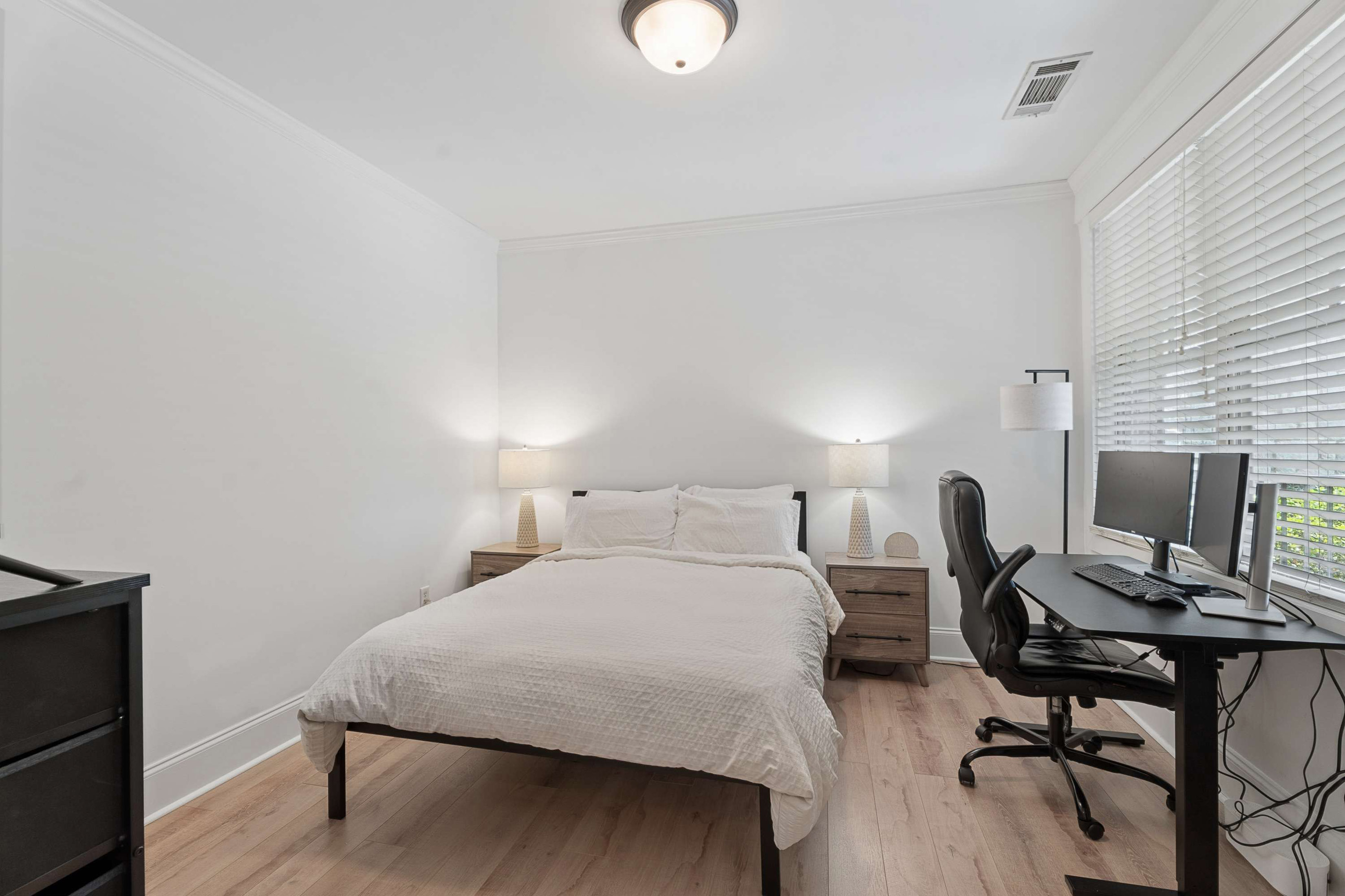  Exceptional Corner Residence in the Vibrant Heart of Midtown - 物件實景