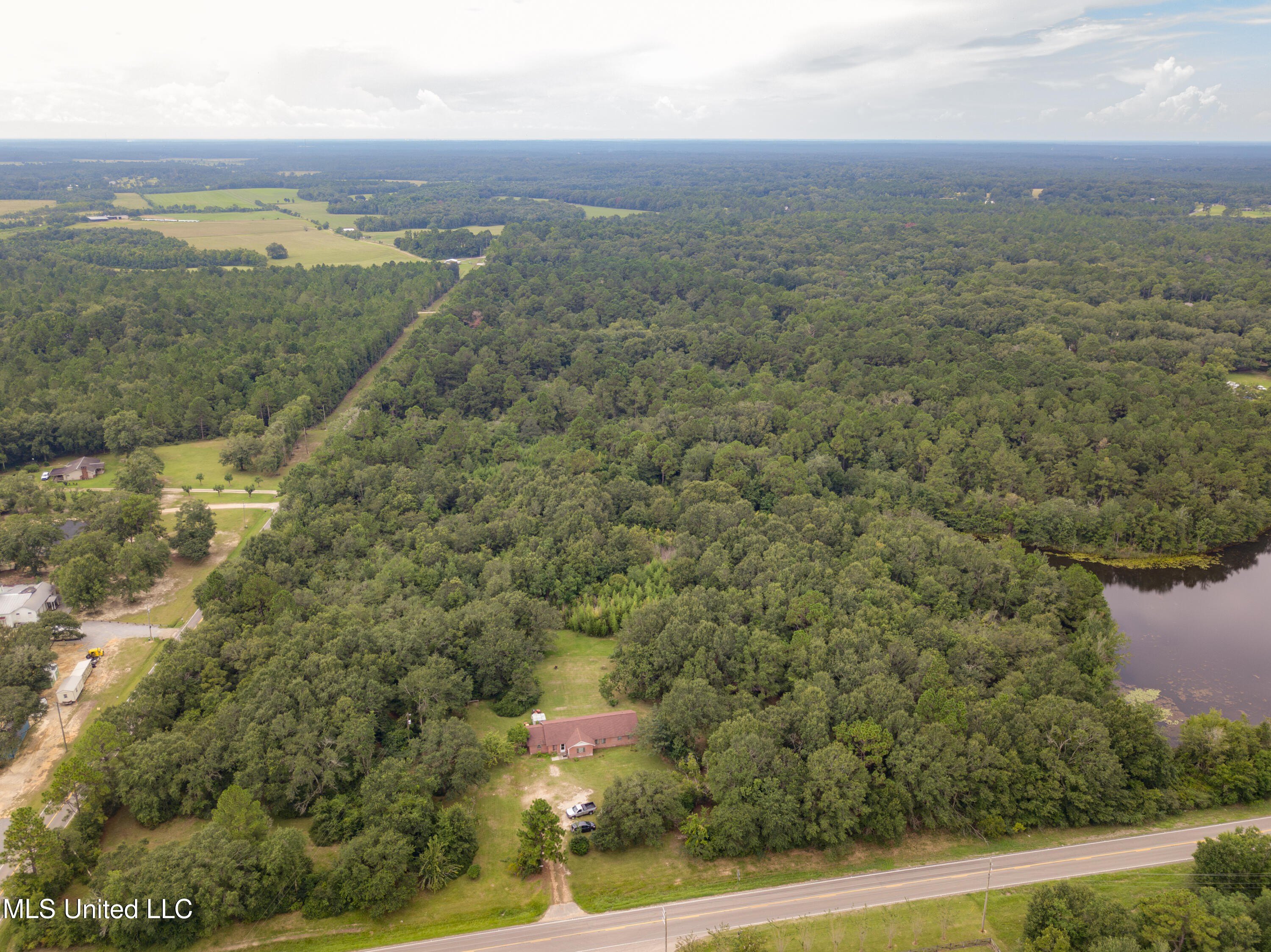 Gulfport, Mississippi, 39503, United States, ,Residential,For Sale,1916429