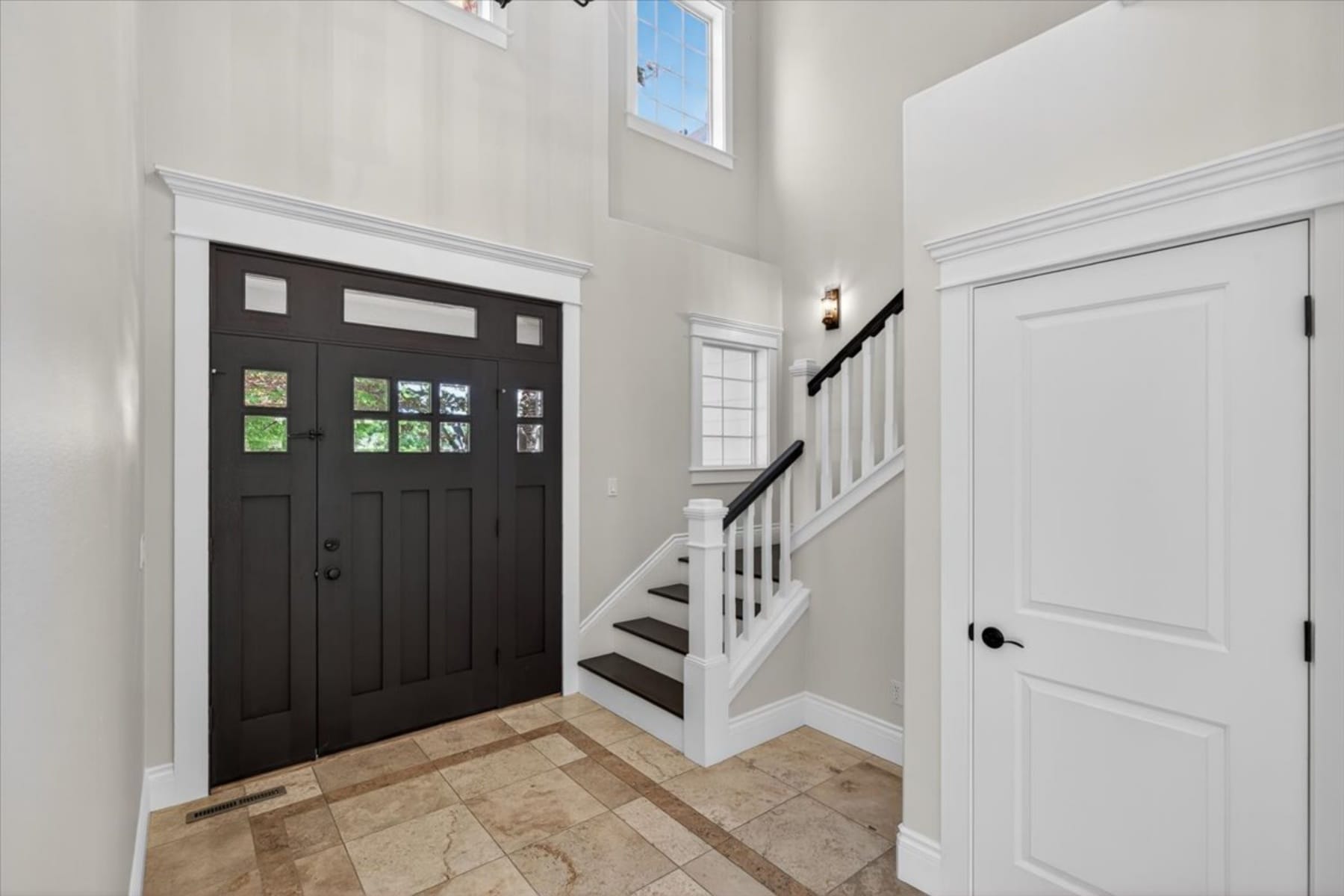  4573 Wolf Run Drive Medford, OR 97504 - 物件實景