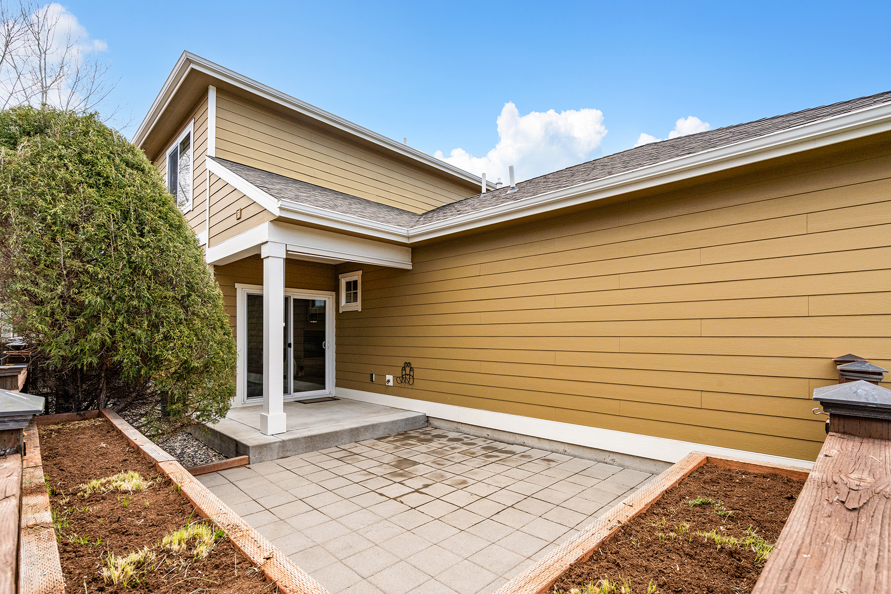  3179 Spring Ridge Drive - 物件實景