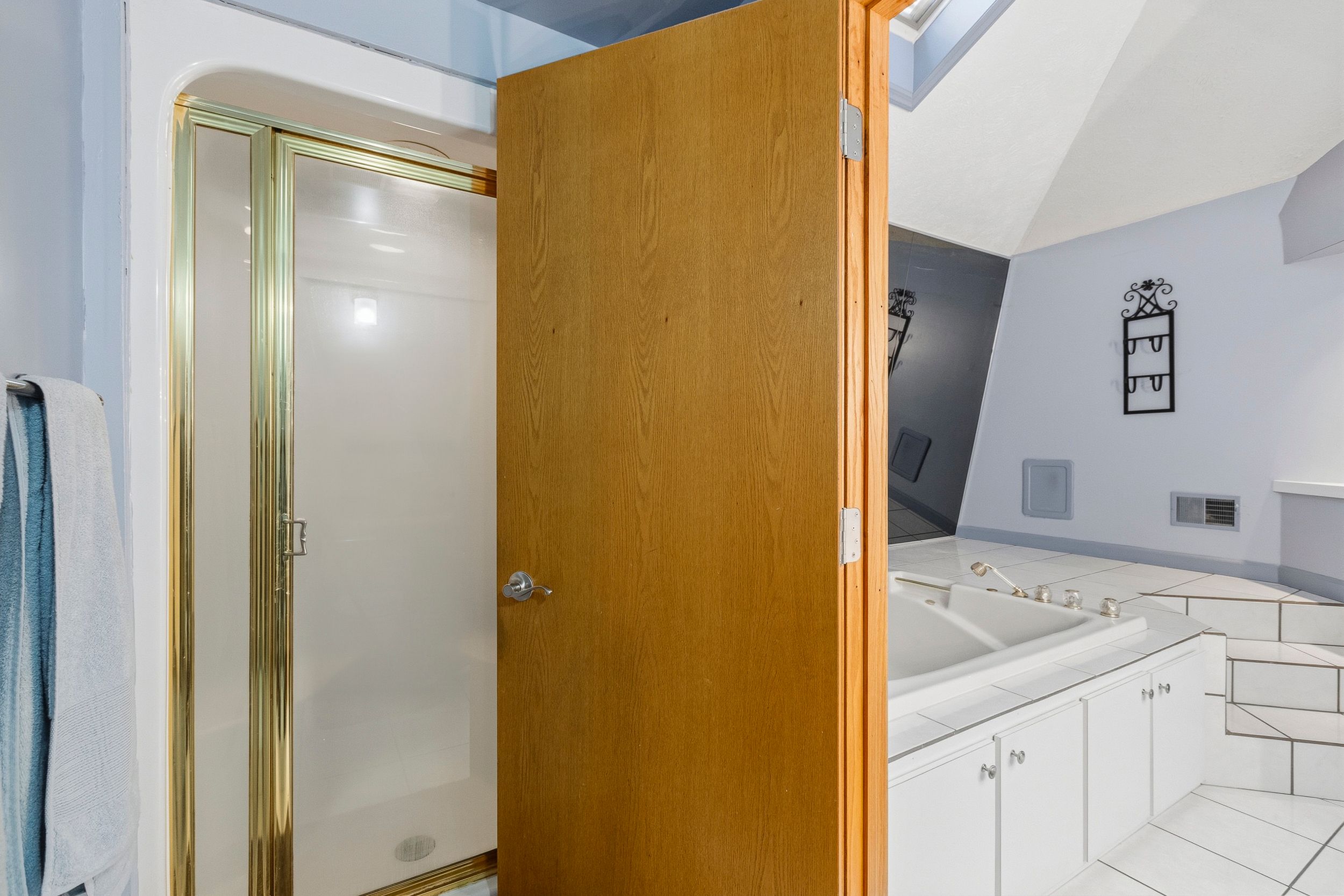  130 Lincoln Avenue, Edgewood, PA 15218 - 物件實景