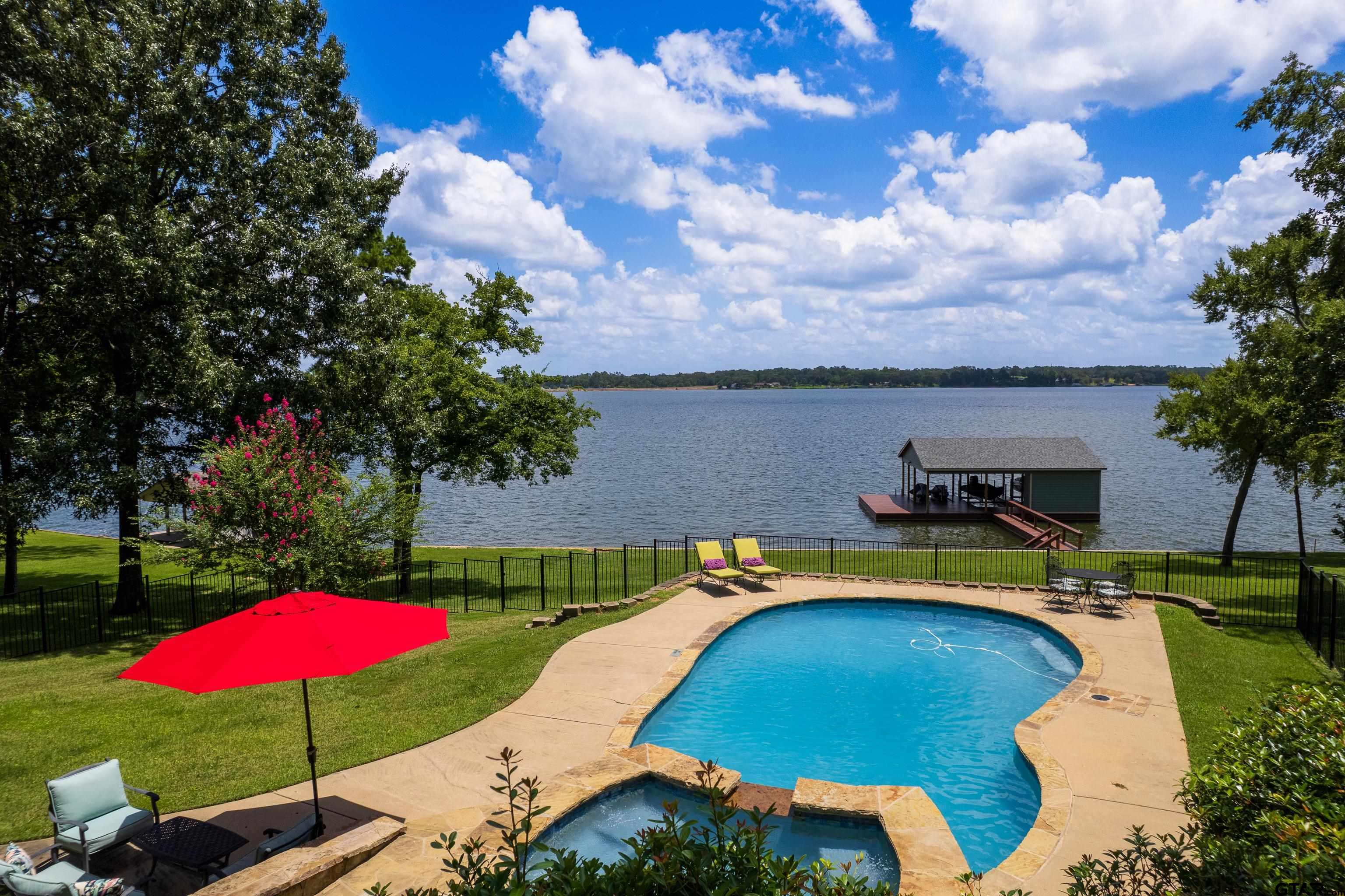 Pittsburg, Texas, 75686, United States, 4 Bedrooms Bedrooms, ,3 BathroomsBathrooms,Residential,For Sale,1895197