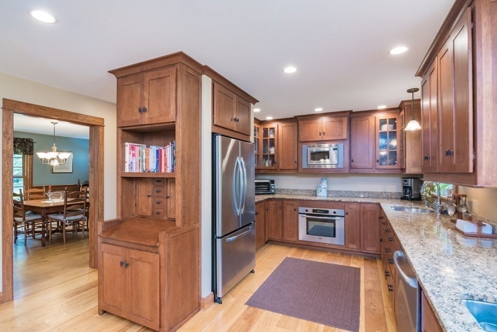 Gill, Massachusetts, 01354, United States, 4 Bedrooms Bedrooms, ,5 BathroomsBathrooms,Residential,For Sale,1848395