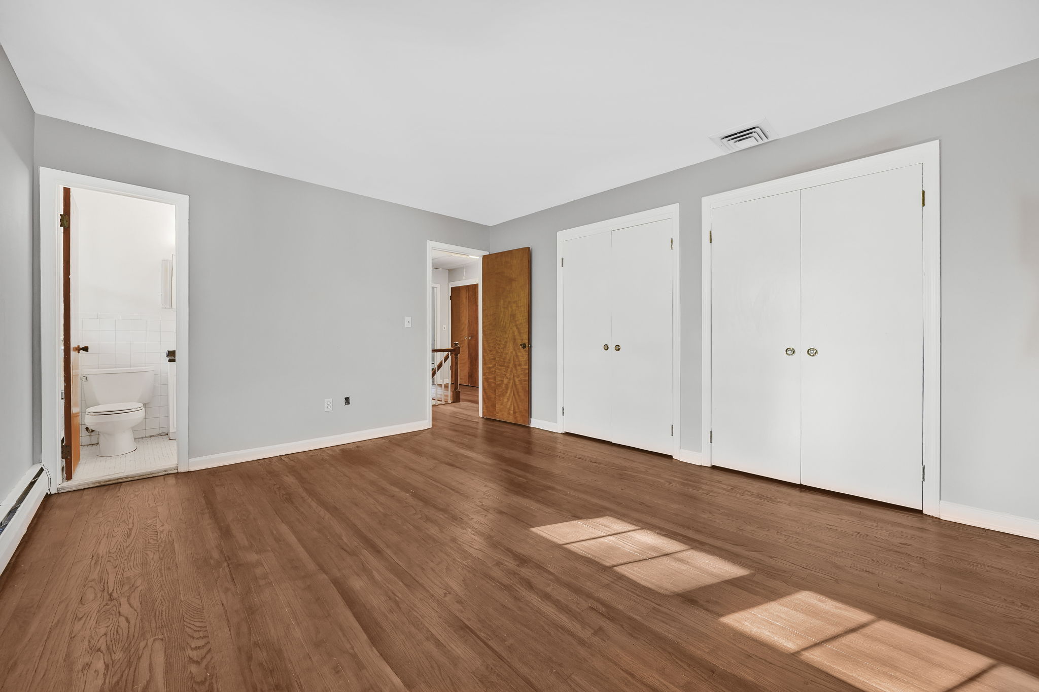 Montville, New Jersey, 07045, United States, 4 Bedrooms Bedrooms, ,3 BathroomsBathrooms,Residential,For Sale,1984412