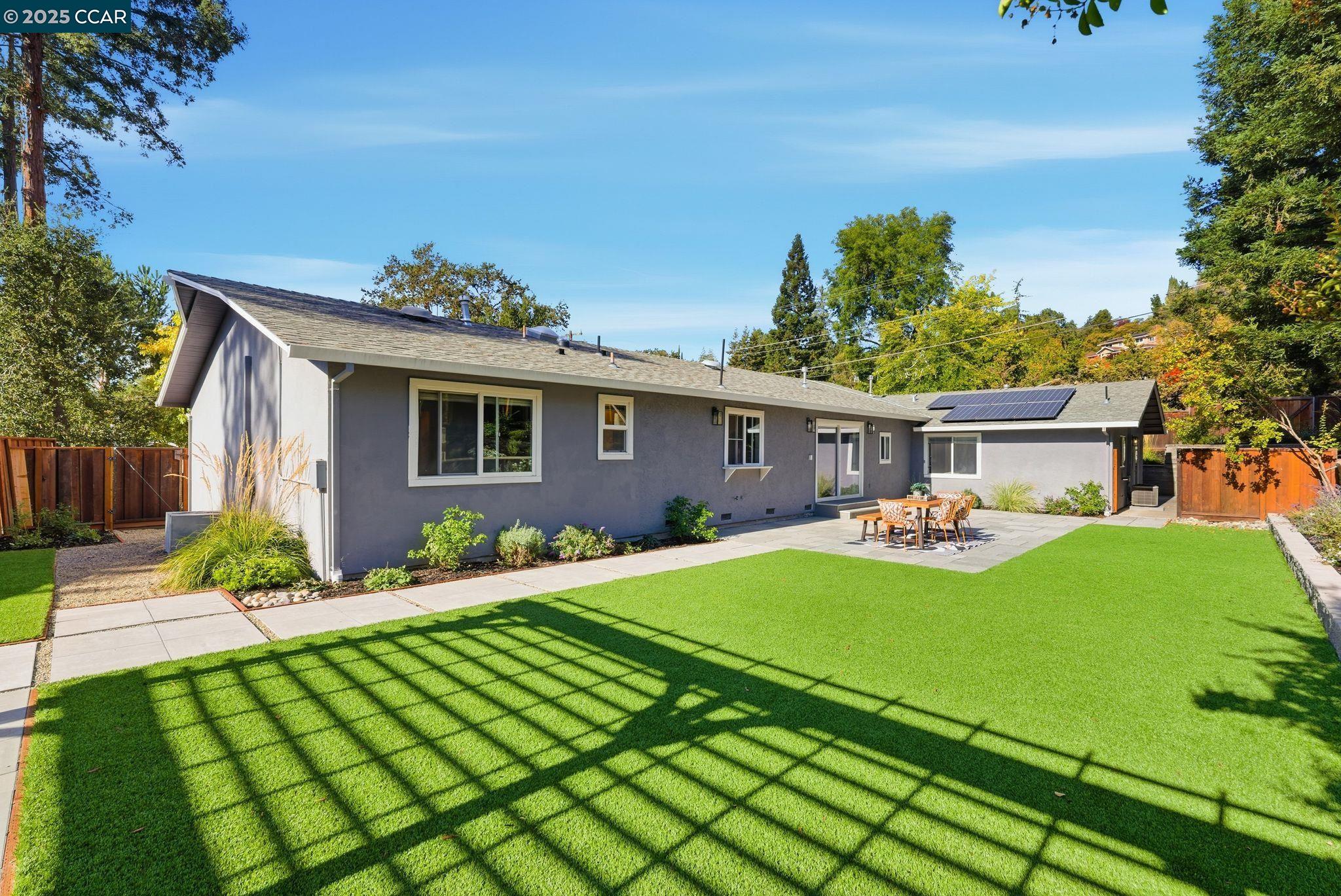 Danville, California, 94526, United States, 5 Bedrooms Bedrooms, ,3 BathroomsBathrooms,Residential,For Sale,1990920