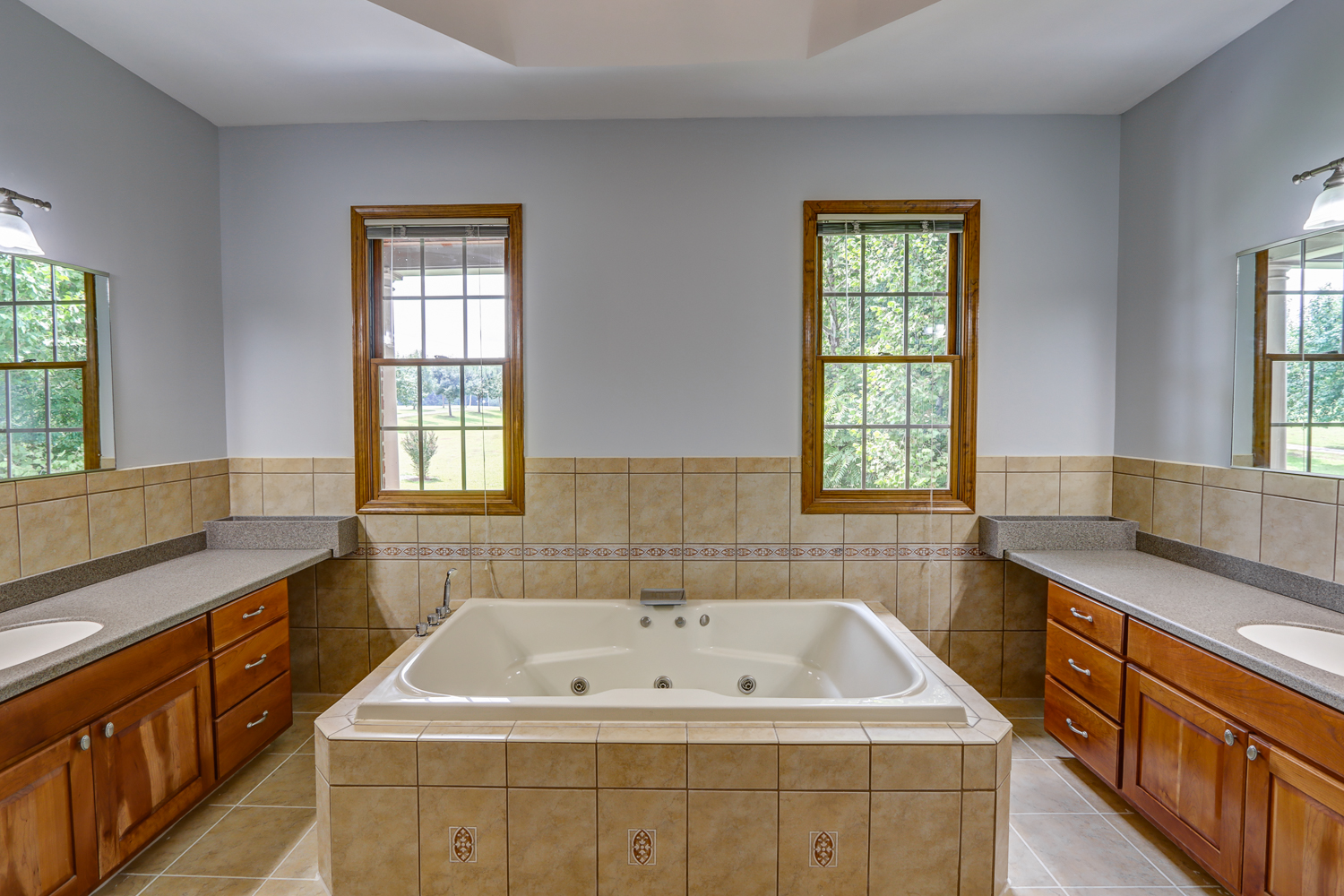 Appomattox, Virginia, 24522, United States, 4 Bedrooms Bedrooms, ,Residential,For Sale,1905819