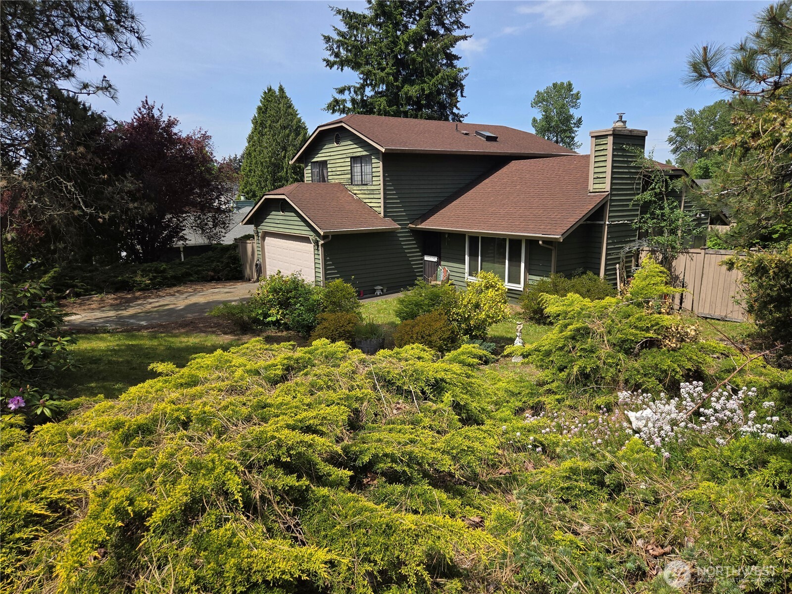 Auburn, Washington, 98001, United States, 3 Bedrooms Bedrooms, ,3 BathroomsBathrooms,Residential,For Sale,1804048