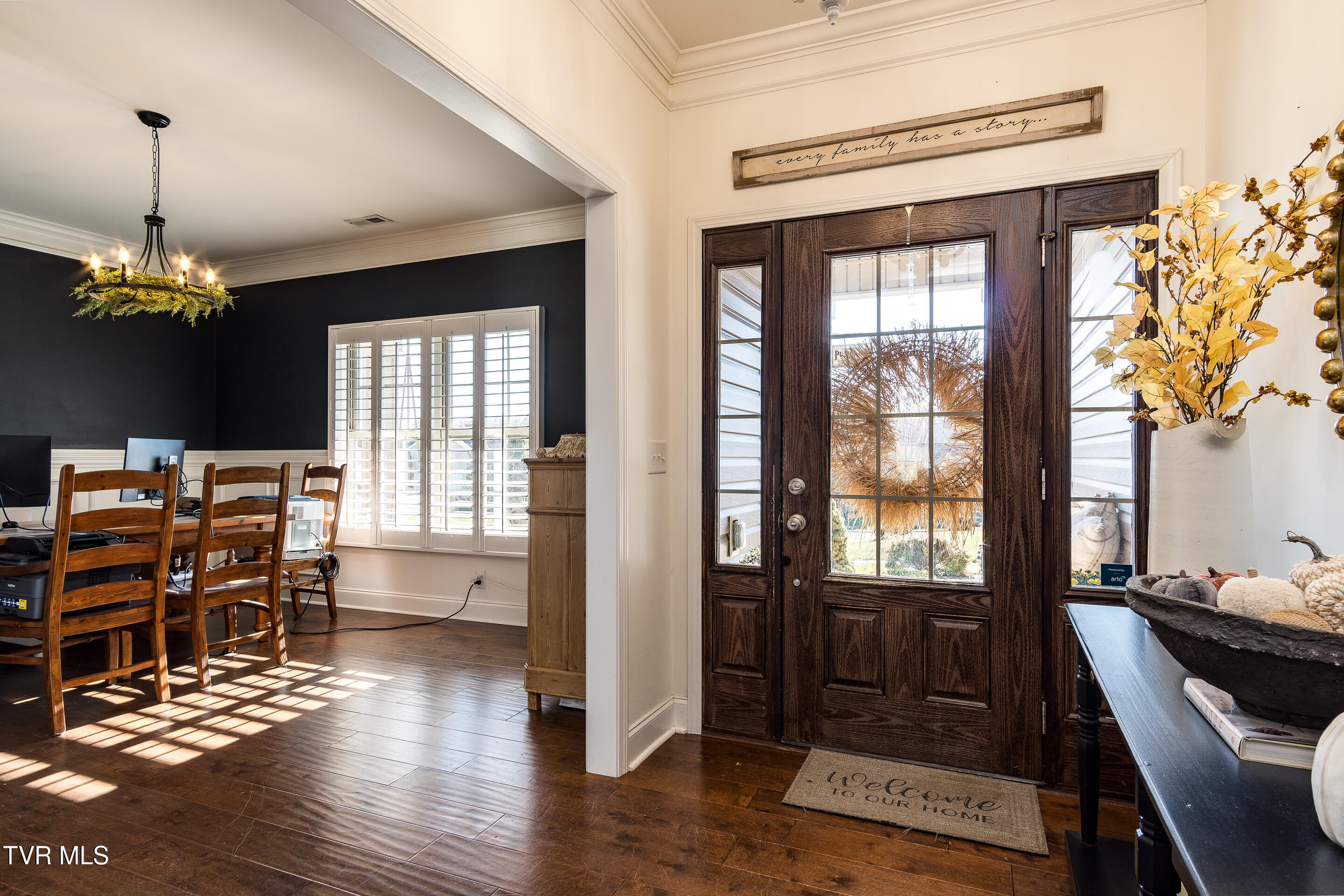 Piney Flats, Tennessee, 37686, United States, 4 Bedrooms Bedrooms, ,4 BathroomsBathrooms,Residential,For Sale,1988527