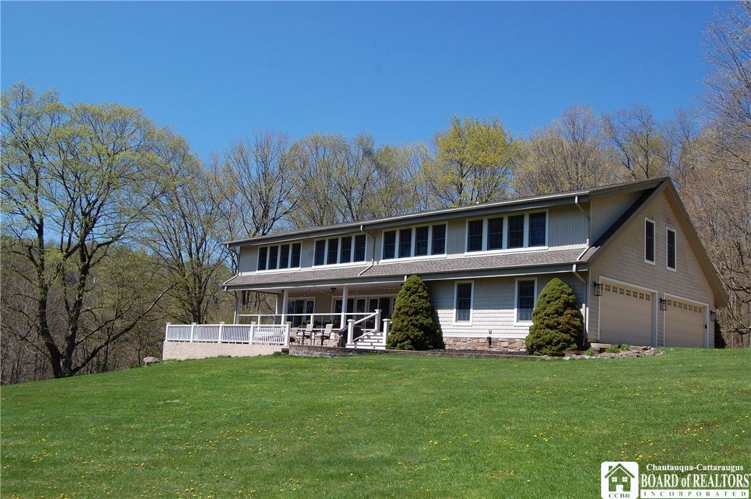 Bemus Point, New York, 14712, United States, 4 Bedrooms Bedrooms, ,5 BathroomsBathrooms,Residential,For Sale,2035252