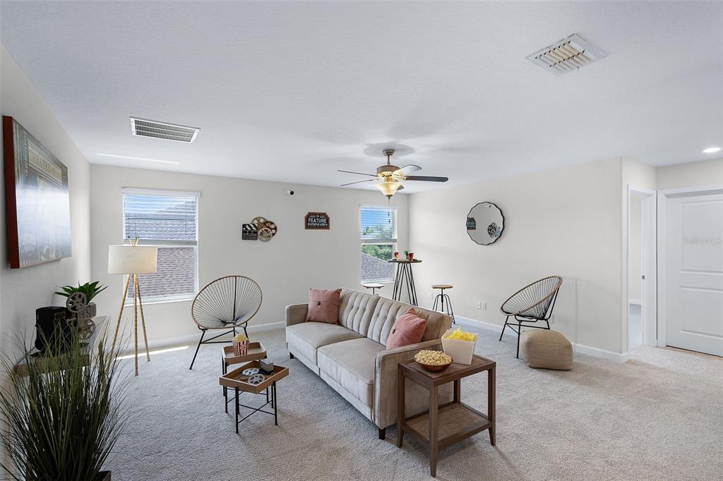 Land O Lakes, Florida, 34639, United States, 5 Bedrooms Bedrooms, ,3 BathroomsBathrooms,Residential,For Sale,1932584