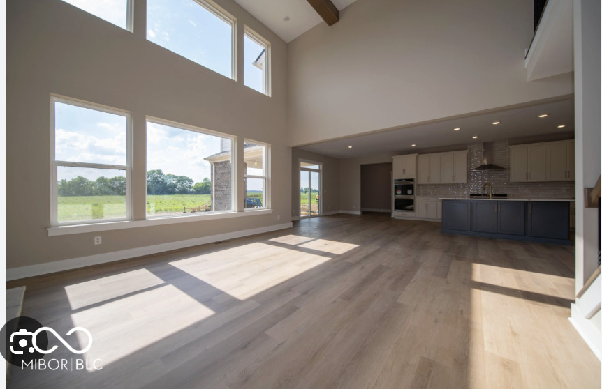 Nineveh, Indiana, 46164, United States, 4 Bedrooms Bedrooms, ,4 BathroomsBathrooms,Residential,For Sale,2028348