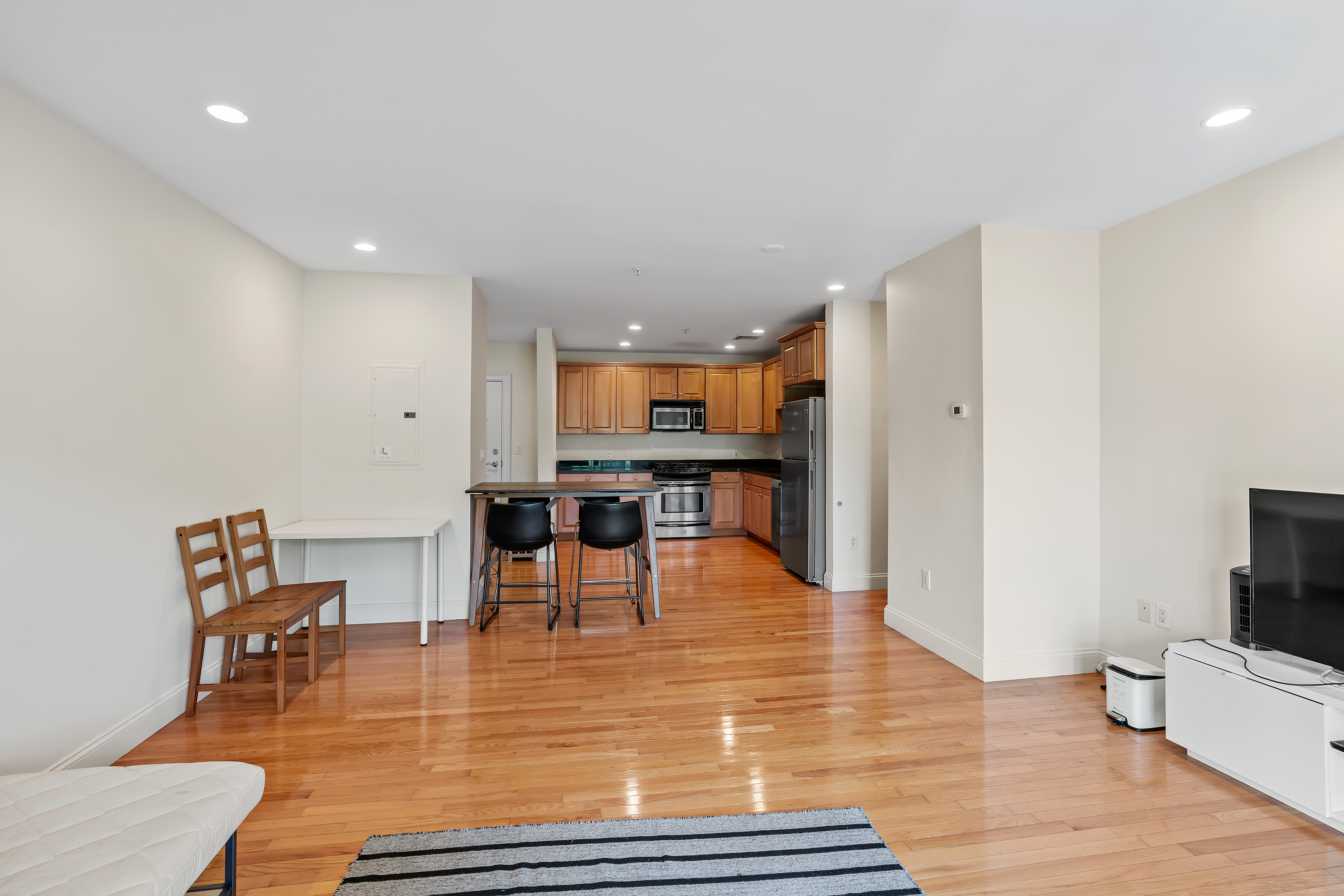  328 Copeland Street, Unit 2D, Quincy, MA, 02169 - 物件實景