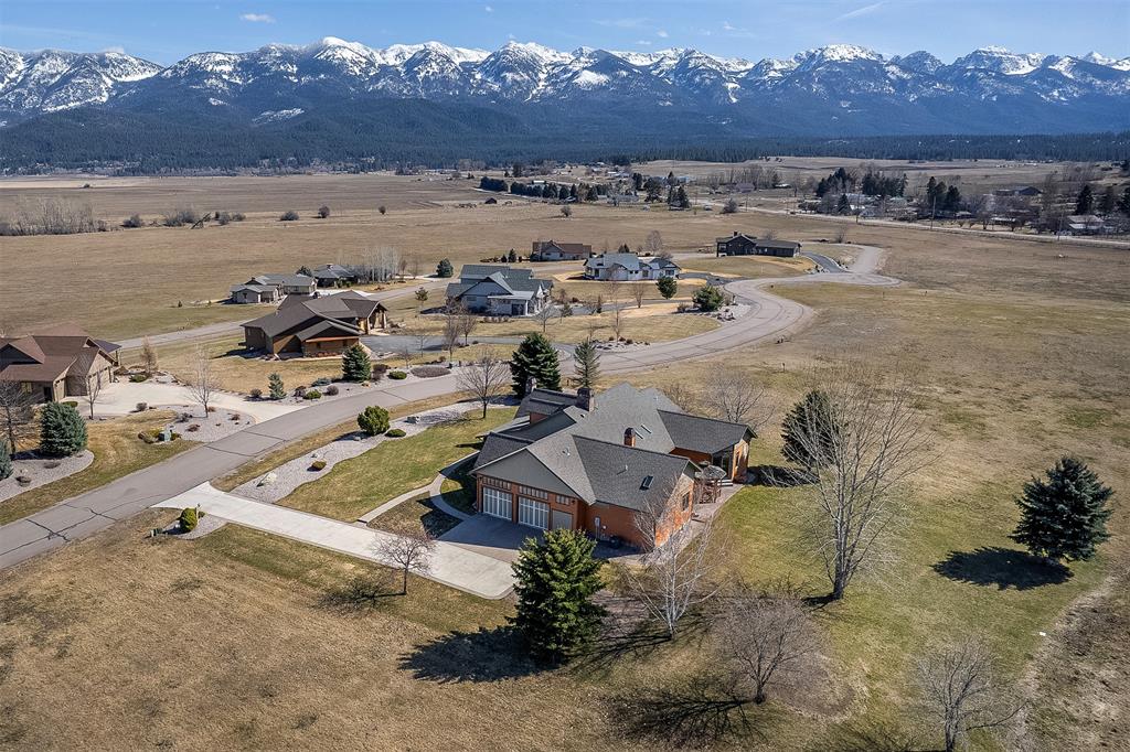 Polson, Montana, 59860, United States, 4 Bedrooms Bedrooms, ,4 BathroomsBathrooms,Residential,For Sale,1930633
