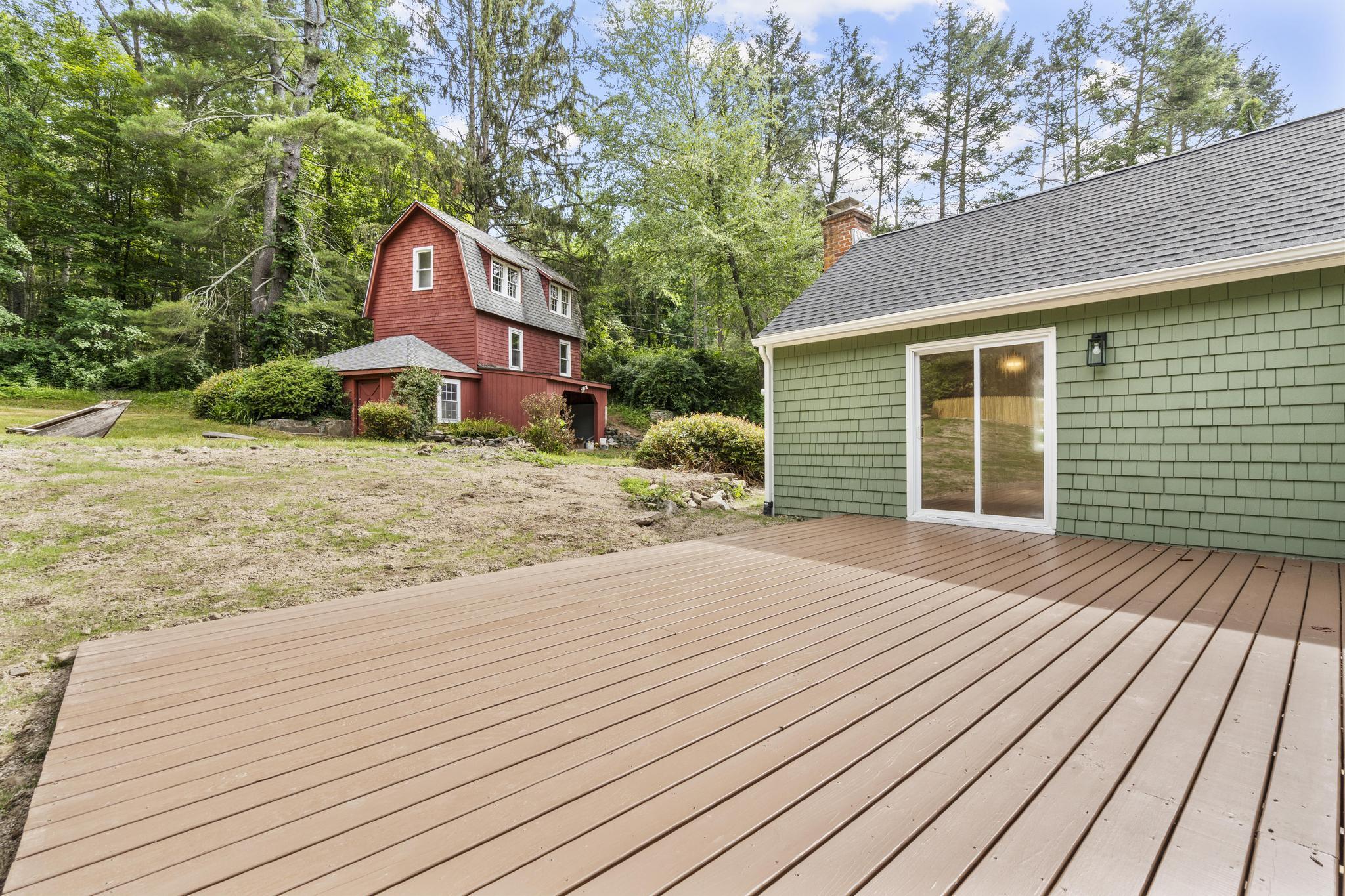 Newtown, Connecticut, 06482, United States, 4 Bedrooms Bedrooms, ,3 BathroomsBathrooms,Residential,For Sale,1991779