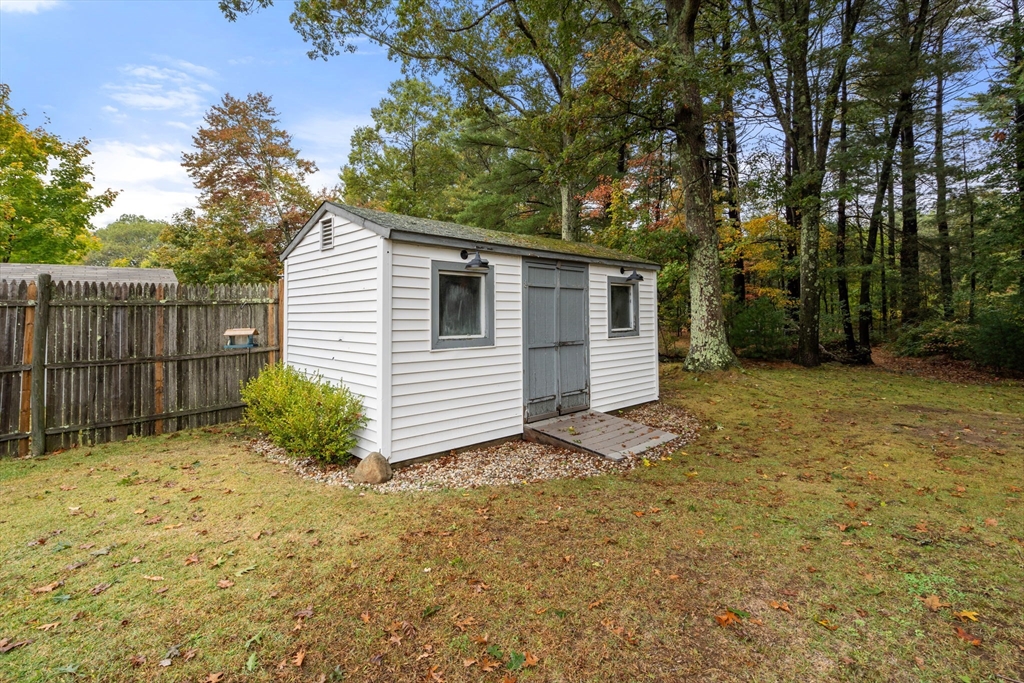 Medway, Massachusetts, 02053, United States, 4 Bedrooms Bedrooms, ,2 BathroomsBathrooms,Residential,For Sale,1975868