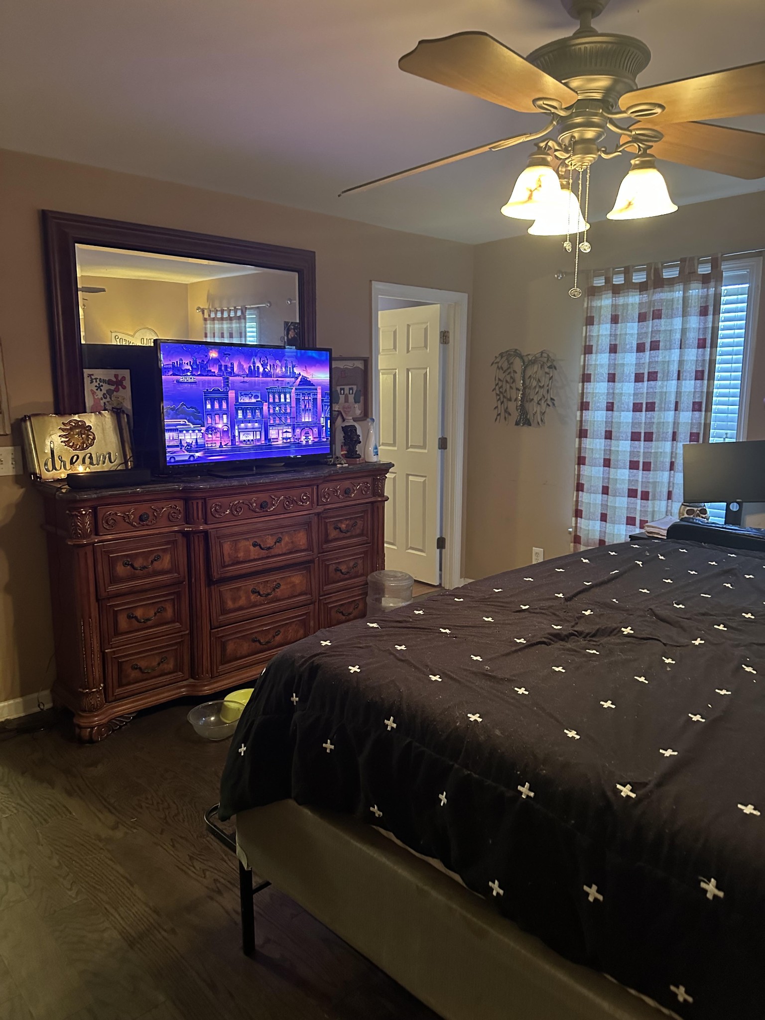 Chapel Hill, Tennessee, 37034, United States, 3 Bedrooms Bedrooms, ,2 BathroomsBathrooms,Residential,For Sale,1968730