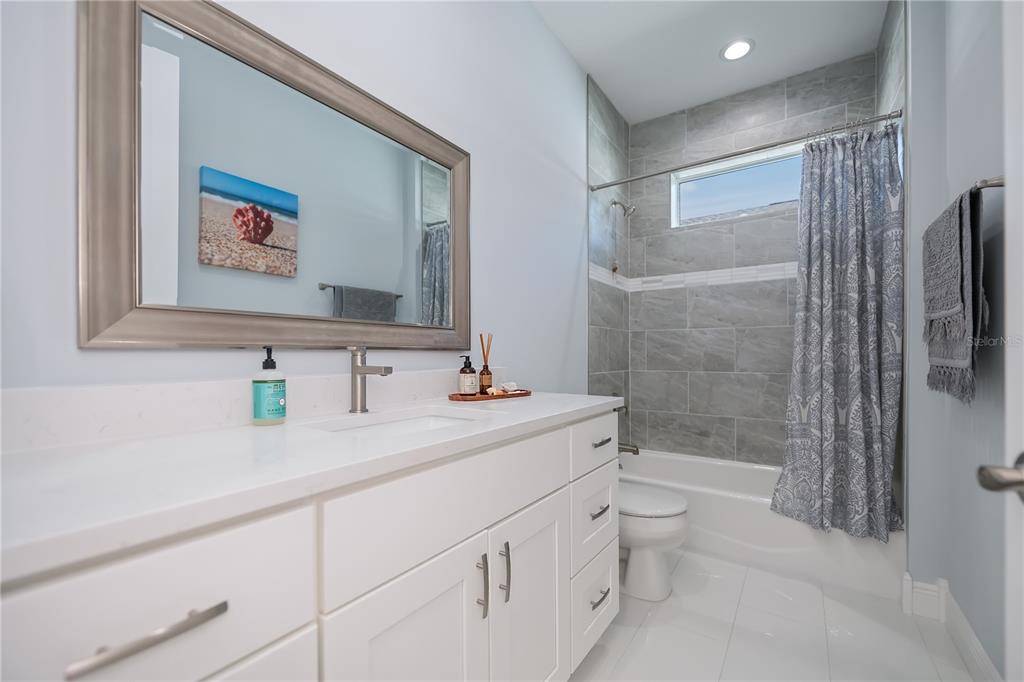 Venice, Florida, 34285, United States, 3 Bedrooms Bedrooms, ,2 BathroomsBathrooms,Residential,For Sale,1934164