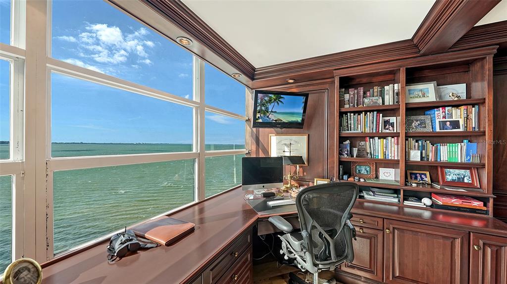 Sarasota, Florida, 34236, United States, 3 Bedrooms Bedrooms, ,3 BathroomsBathrooms,Residential,For Sale,1992113