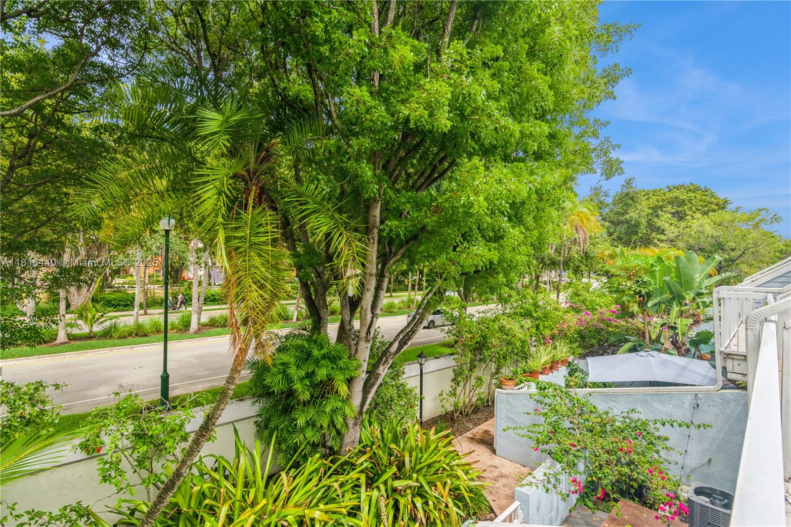 Key Biscayne, Florida, 33149, United States, 1 Bedroom Bedrooms, ,2 BathroomsBathrooms,Residential,For Sale,1849990