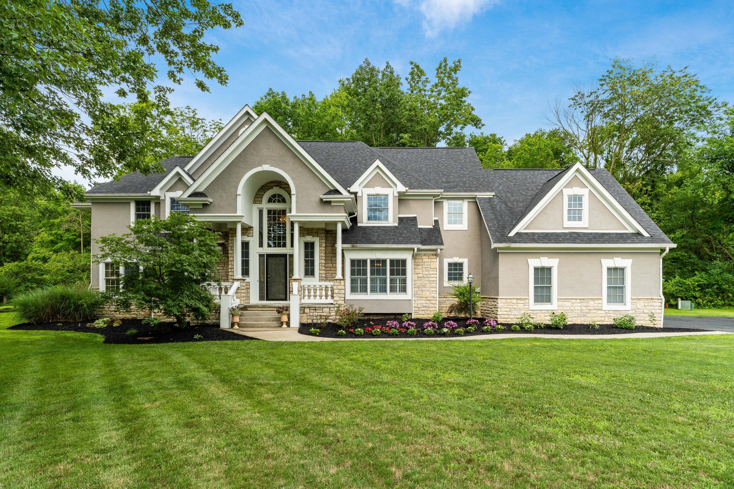 Blacklick, Ohio, 43004, United States, 5 Bedrooms Bedrooms, ,6 BathroomsBathrooms,Residential,For Sale,1895404
