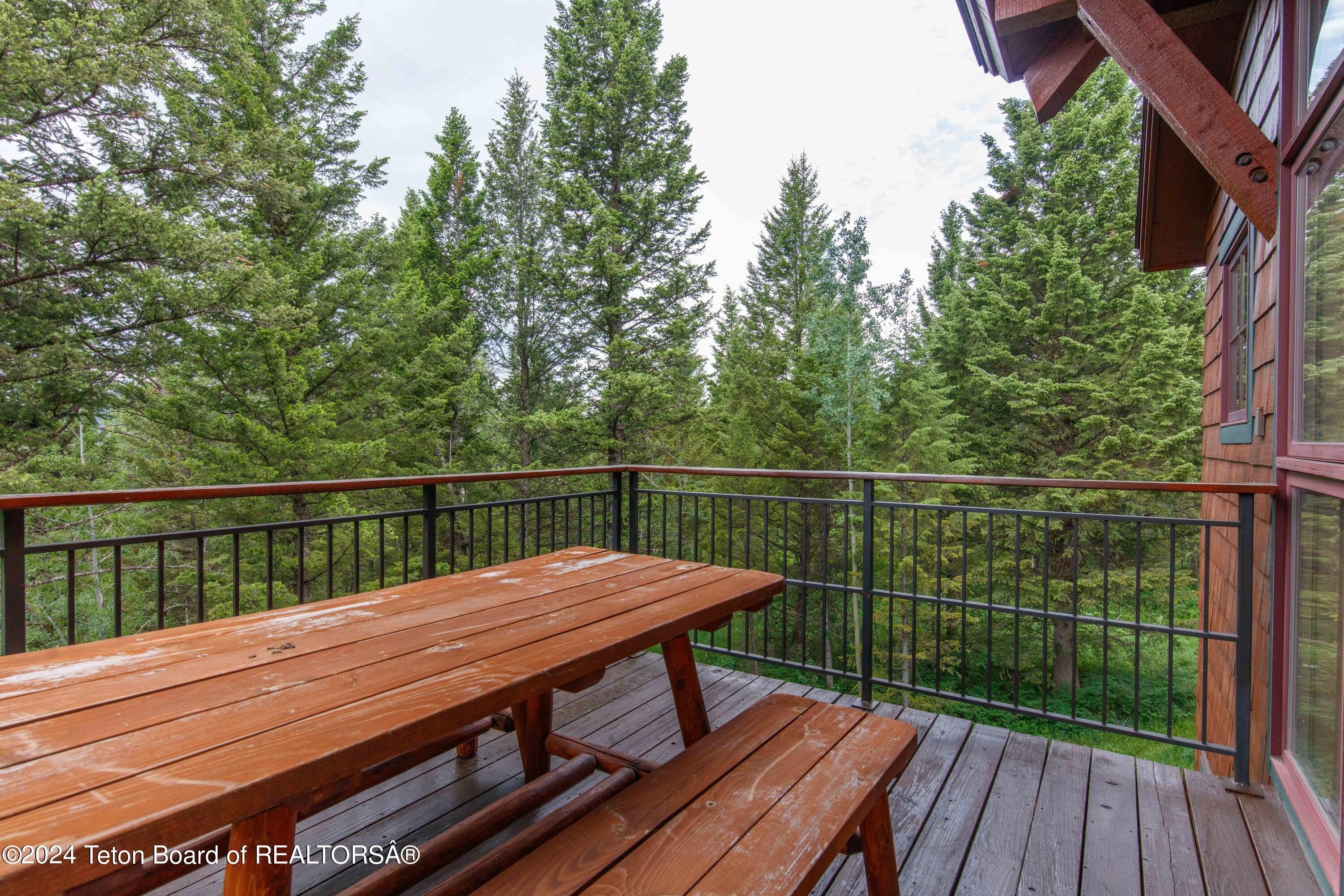 Teton Village, Wyoming, 83025, United States, 3 Bedrooms Bedrooms, ,4 BathroomsBathrooms,Residential,For Sale,1974822