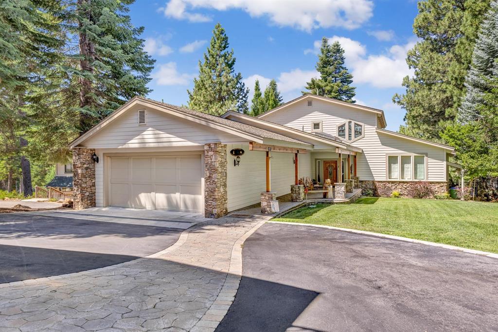 Lake Almanor West, California, 96020, United States, 6 Bedrooms Bedrooms, ,4 BathroomsBathrooms,Residential,For Sale,1950593