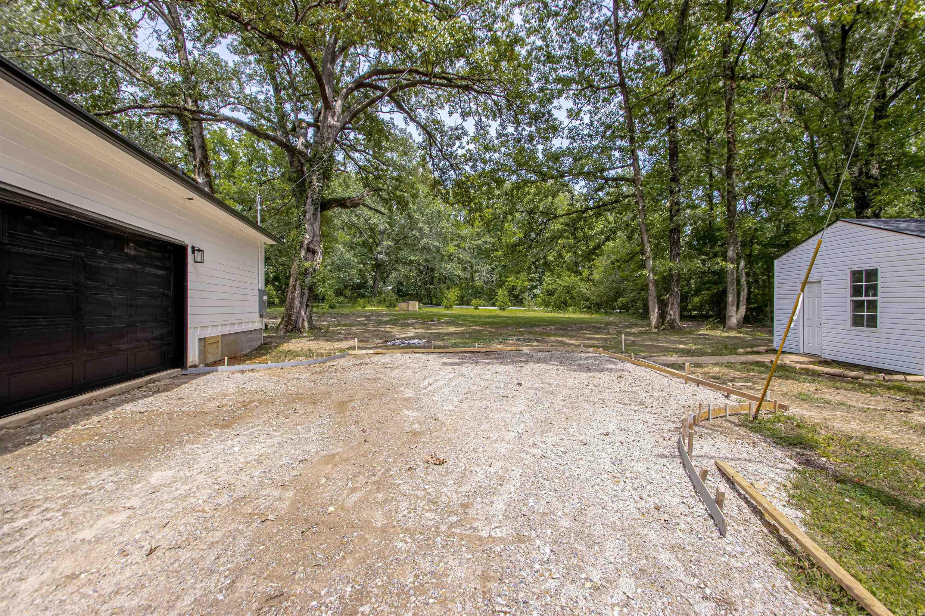 Benton, Arkansas, 72019, United States, 4 Bedrooms Bedrooms, ,4 BathroomsBathrooms,Residential,For Sale,1935301