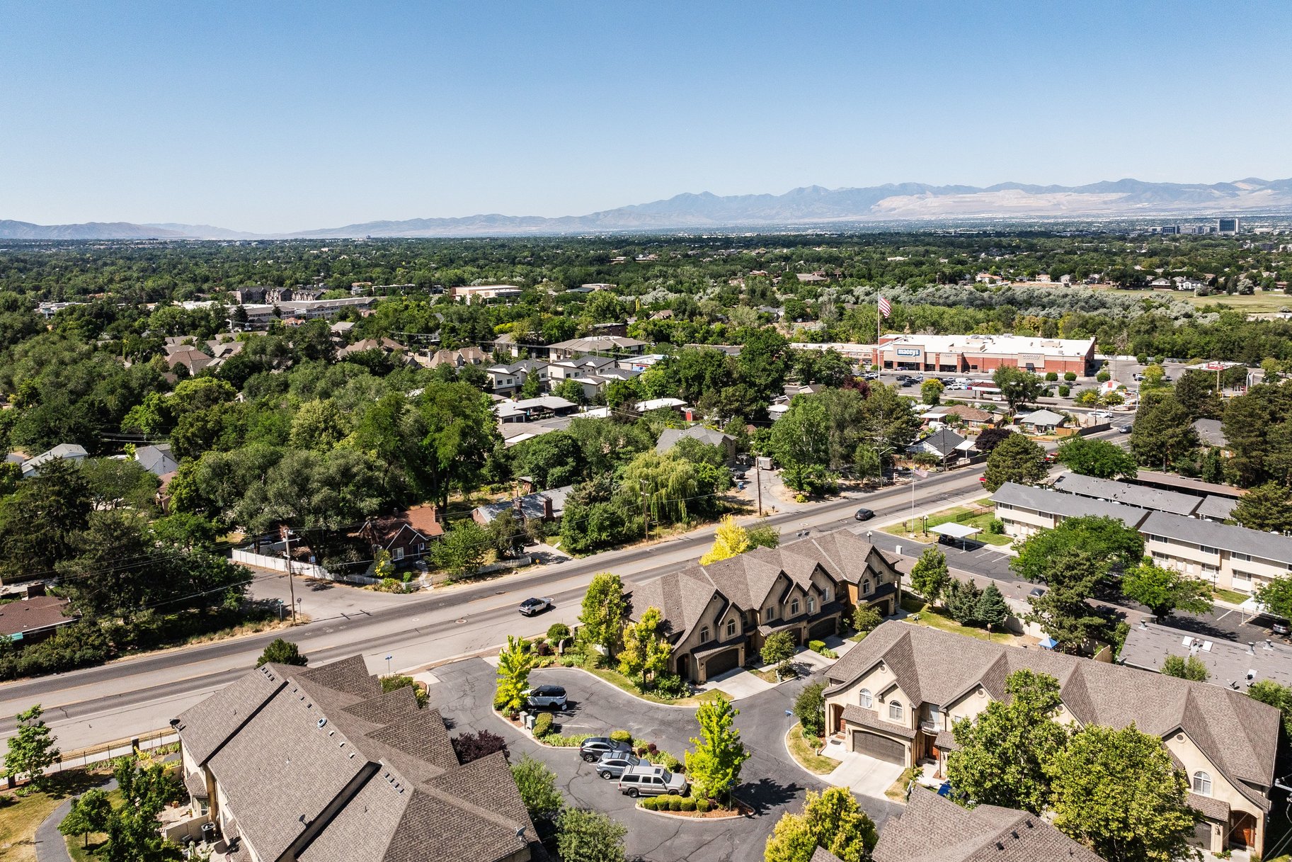 Prime Holladay Townhome in an Unbeatable Location - 物件實景