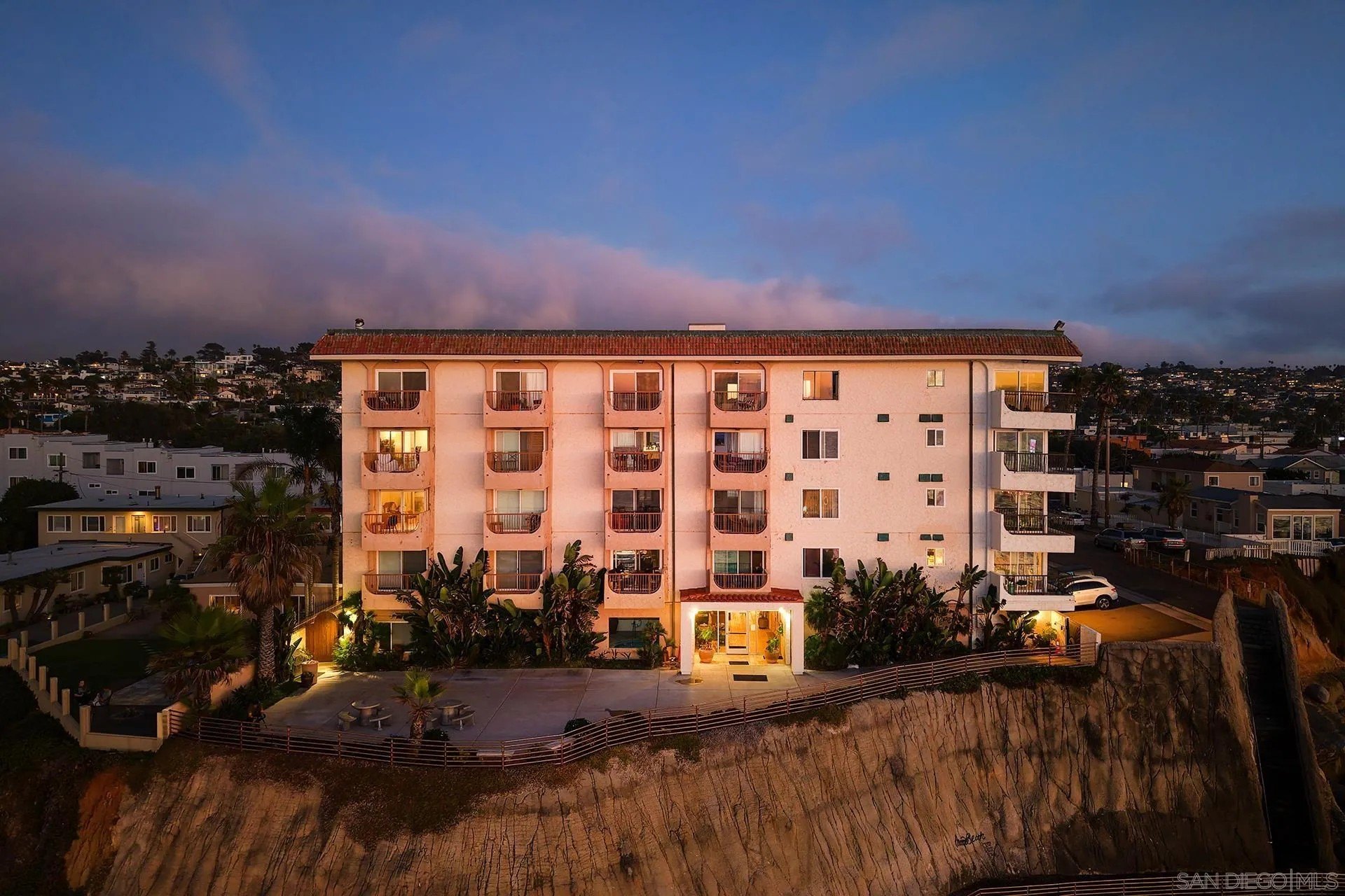 Pescadero Ave, San Diego, CA 92107