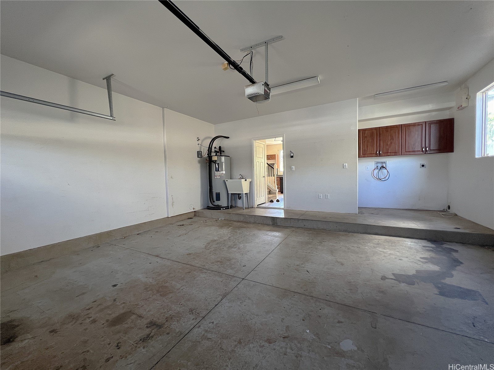 Kapolei, Hawaii, 96707, United States, 4 Bedrooms Bedrooms, ,3 BathroomsBathrooms,Residential,For Sale,2009734