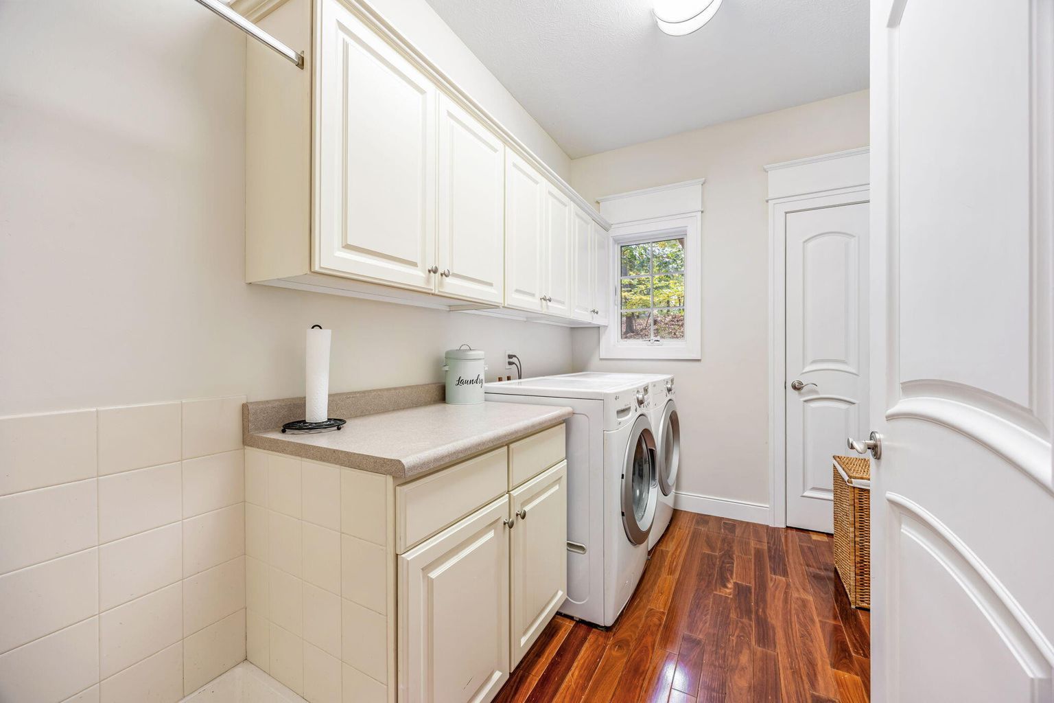 Canadian Lakes, Michigan, 49346, United States, 5 Bedrooms Bedrooms, ,6 BathroomsBathrooms,Residential,For Sale,1981298