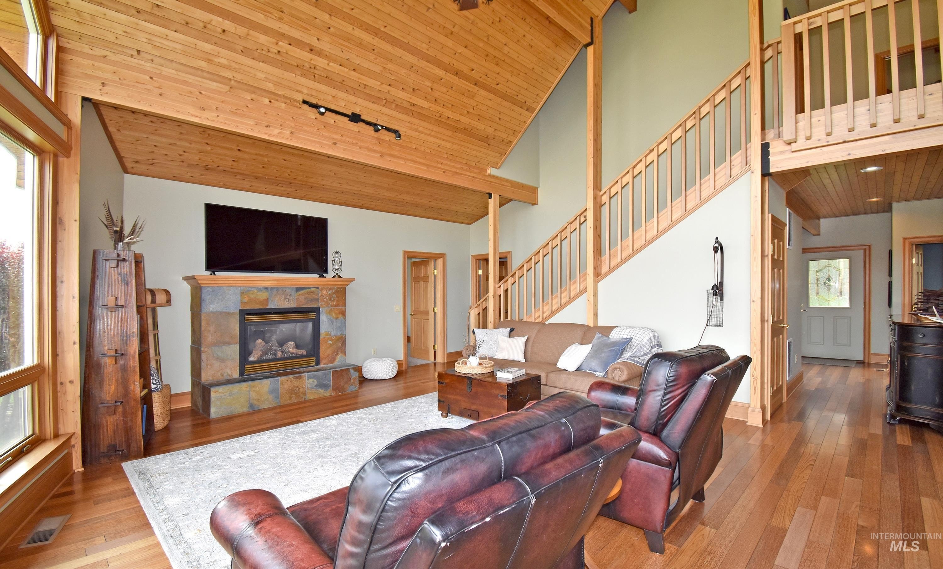 Asotin, Washington, 99402, United States, 3 Bedrooms Bedrooms, ,3 BathroomsBathrooms,Residential,For Sale,1942718