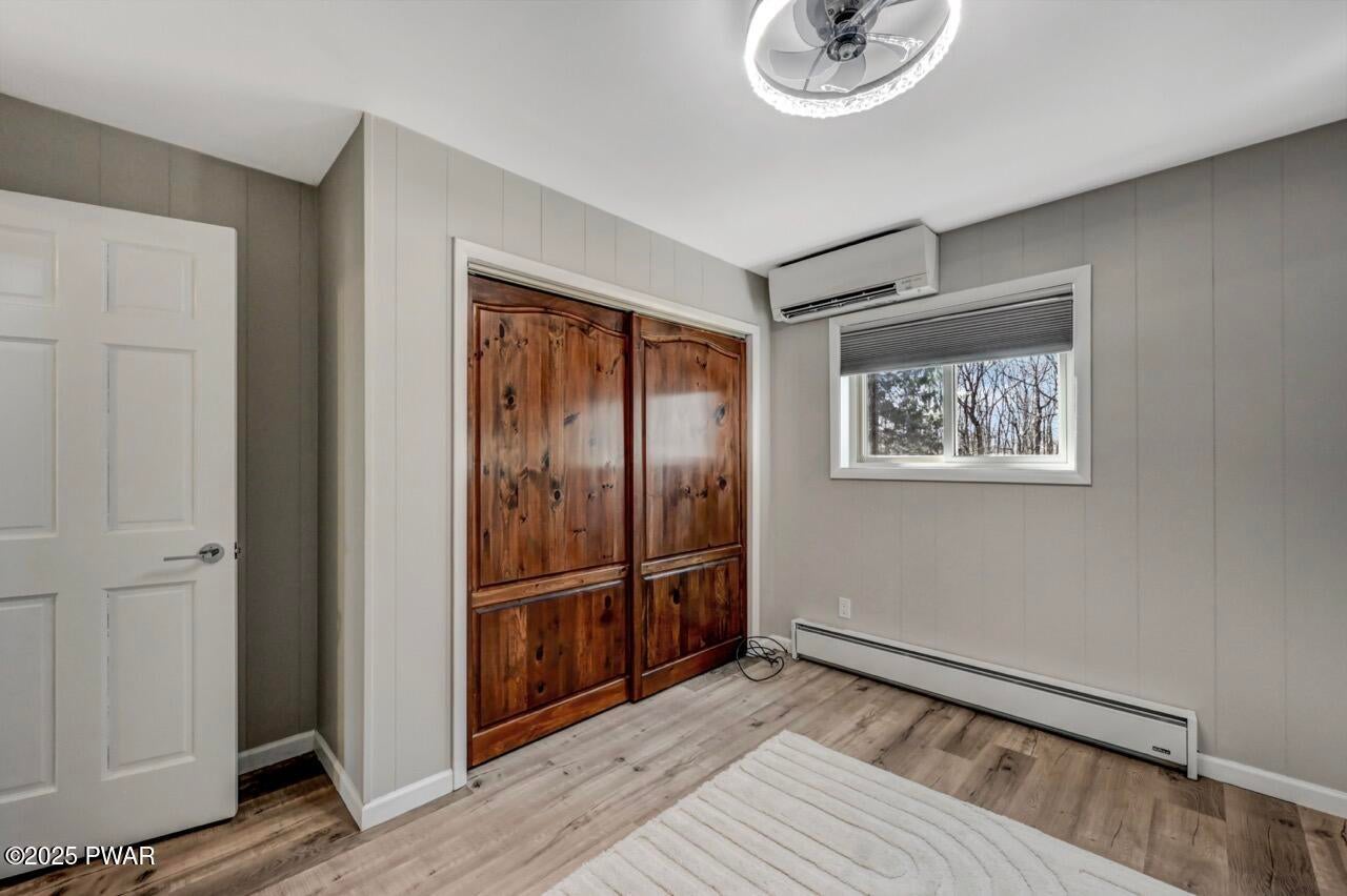 Lords Valley, Pennsylvania, 18428, United States, 4 Bedrooms Bedrooms, ,2 BathroomsBathrooms,Residential,For Sale,2005448