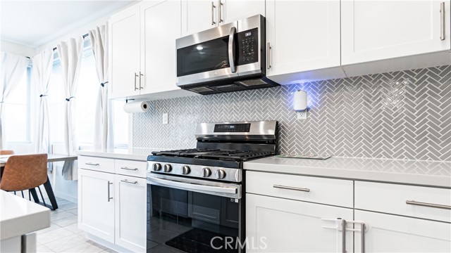 Ontario, California, 91761, United States, 2 Bedrooms Bedrooms, ,2 BathroomsBathrooms,Residential,For Sale,1993844