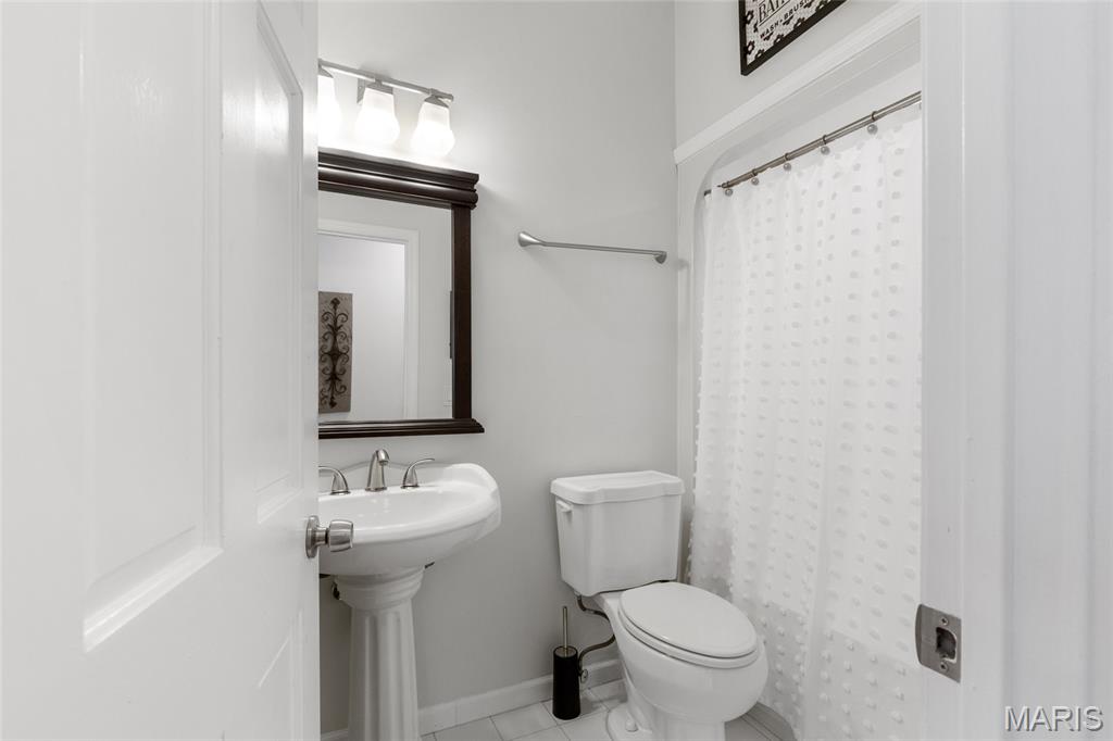 Weldon Spring, Missouri, 63304, United States, 6 Bedrooms Bedrooms, ,5 BathroomsBathrooms,Residential,For Sale,1926169