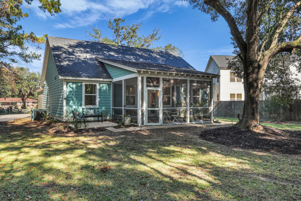 Mount Pleasant, South Carolina, 29466, United States, 3 Bedrooms Bedrooms, ,2 BathroomsBathrooms,Residential,For Sale,1992922