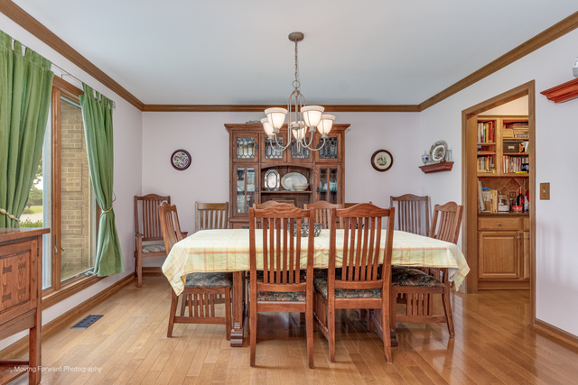 Algonquin, Illinois, 60102, United States, 4 Bedrooms Bedrooms, ,Residential,For Sale,1978319