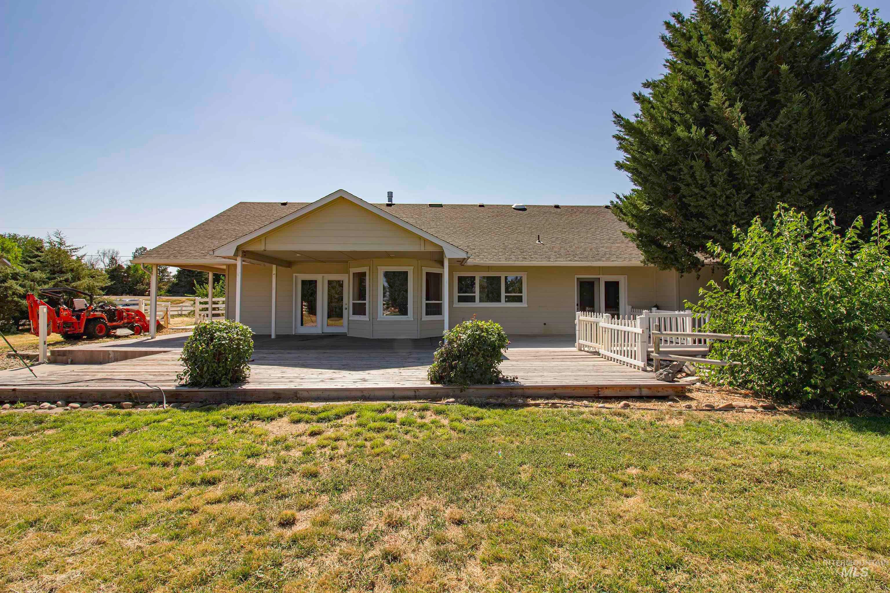 Ontario, Oregon, 97914, United States, 4 Bedrooms Bedrooms, ,3 BathroomsBathrooms,Residential,For Sale,1866488