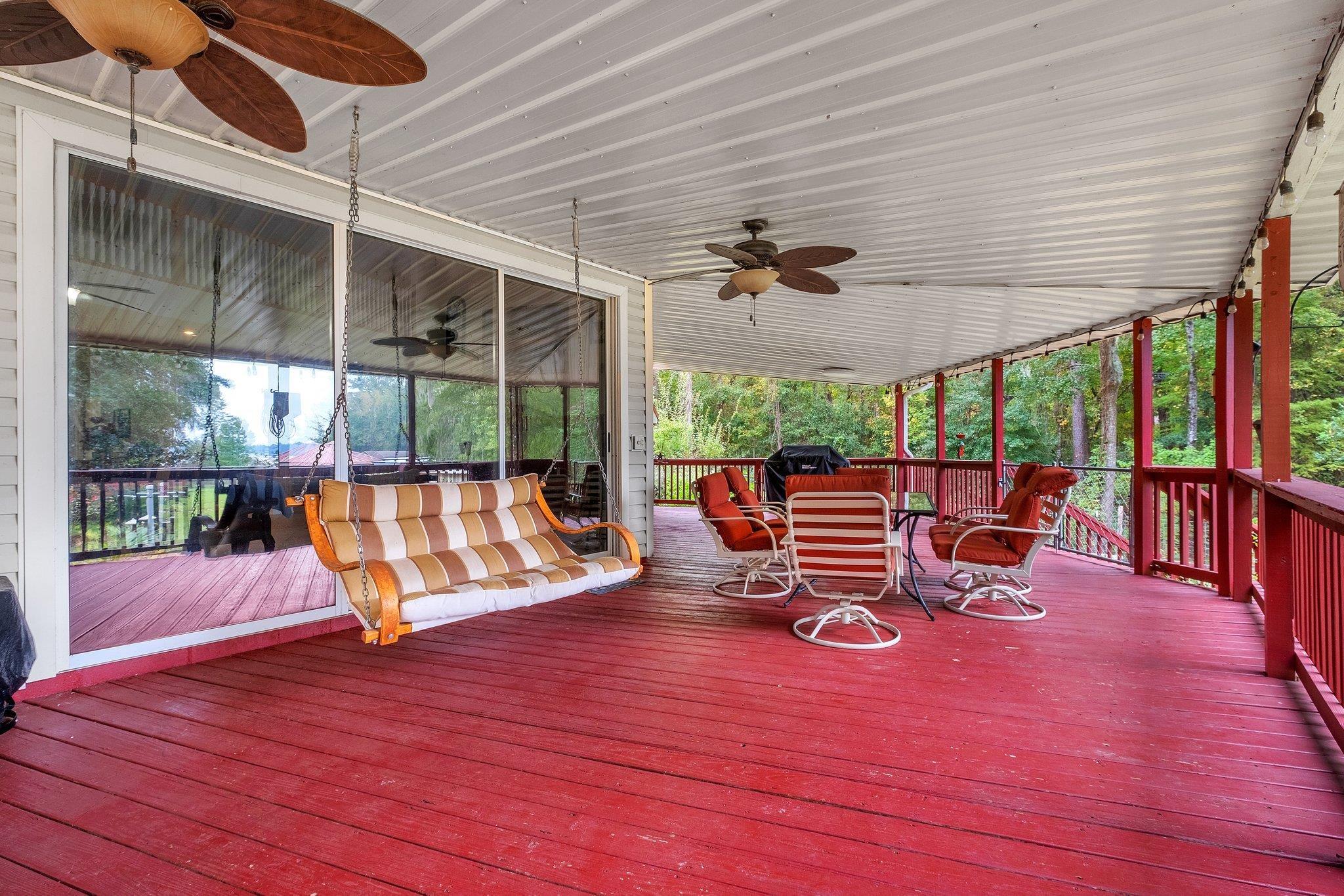 Quincy, Florida, 32351, United States, 3 Bedrooms Bedrooms, ,2 BathroomsBathrooms,Residential,For Sale,1804013