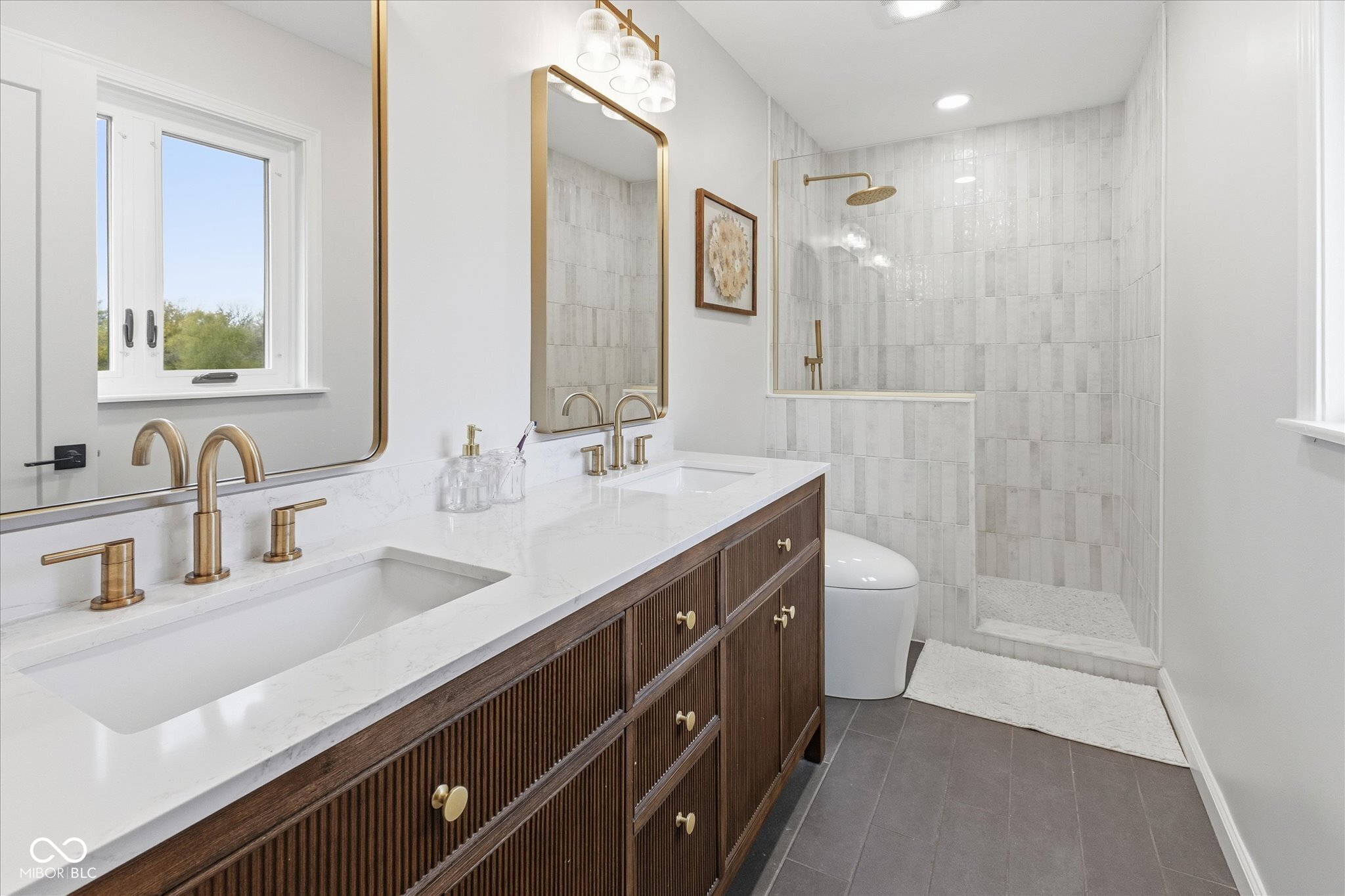 Noblesville, Indiana, 46062, United States, 4 Bedrooms Bedrooms, ,2 BathroomsBathrooms,Residential,For Sale,1987022