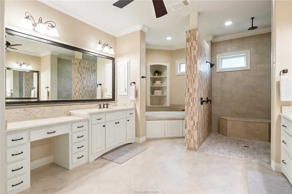 College Station, Texas, 77845, United States, 6 Bedrooms Bedrooms, ,7 BathroomsBathrooms,Residential,For Sale,2000779