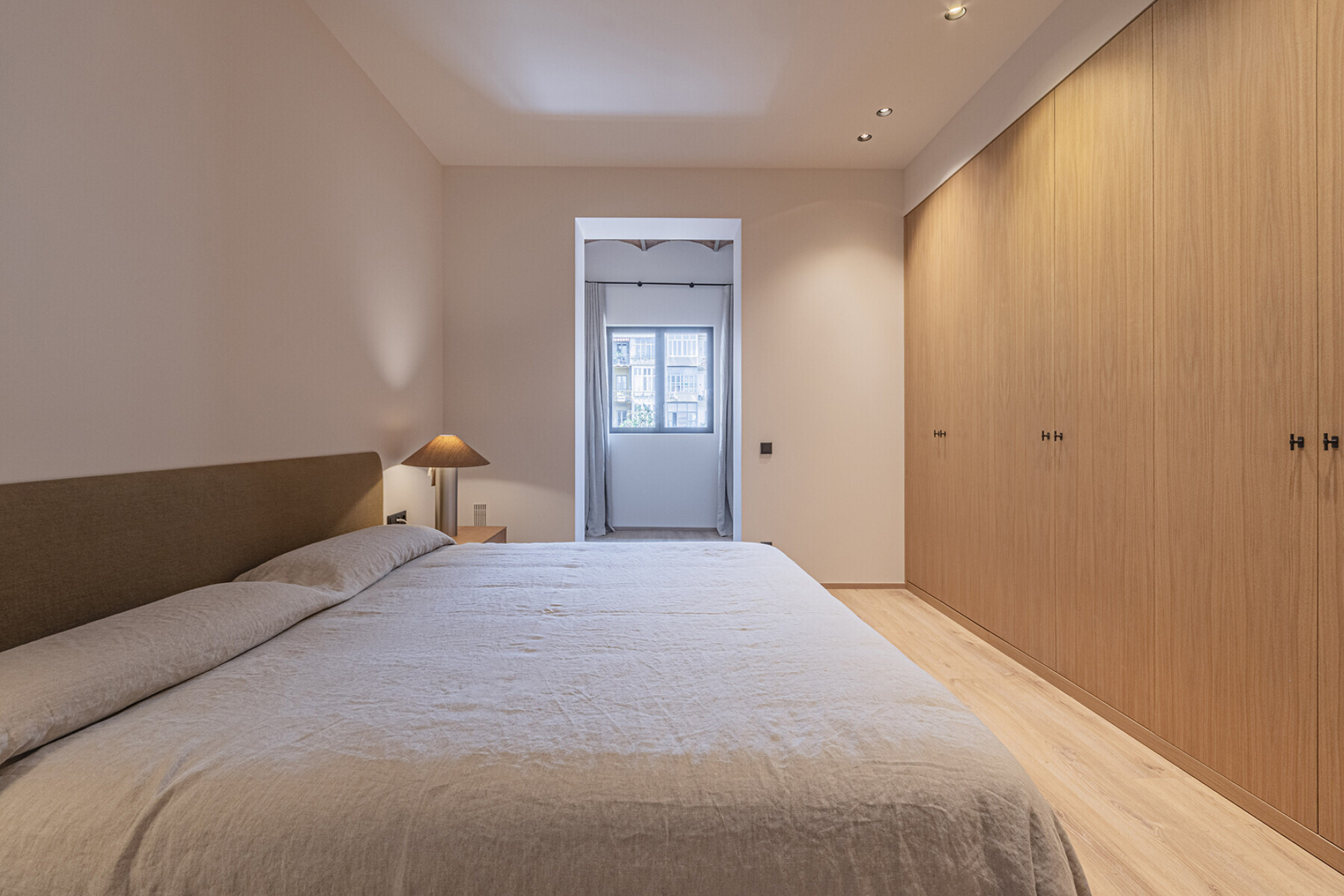  Modernist flat in Eixample with premium finishes in the Quadrat d
