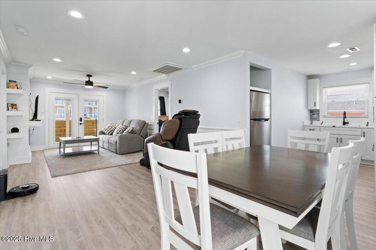 Sunset Beach, North Carolina, 28468, United States, 5 Bedrooms Bedrooms, ,3 BathroomsBathrooms,Residential,For Sale,1984432