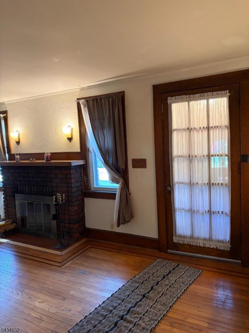 Bloomfield Twp., New Jersey, 07003, United States, 3 Bedrooms Bedrooms, ,1 BathroomBathrooms,Residential,For Sale,2048064