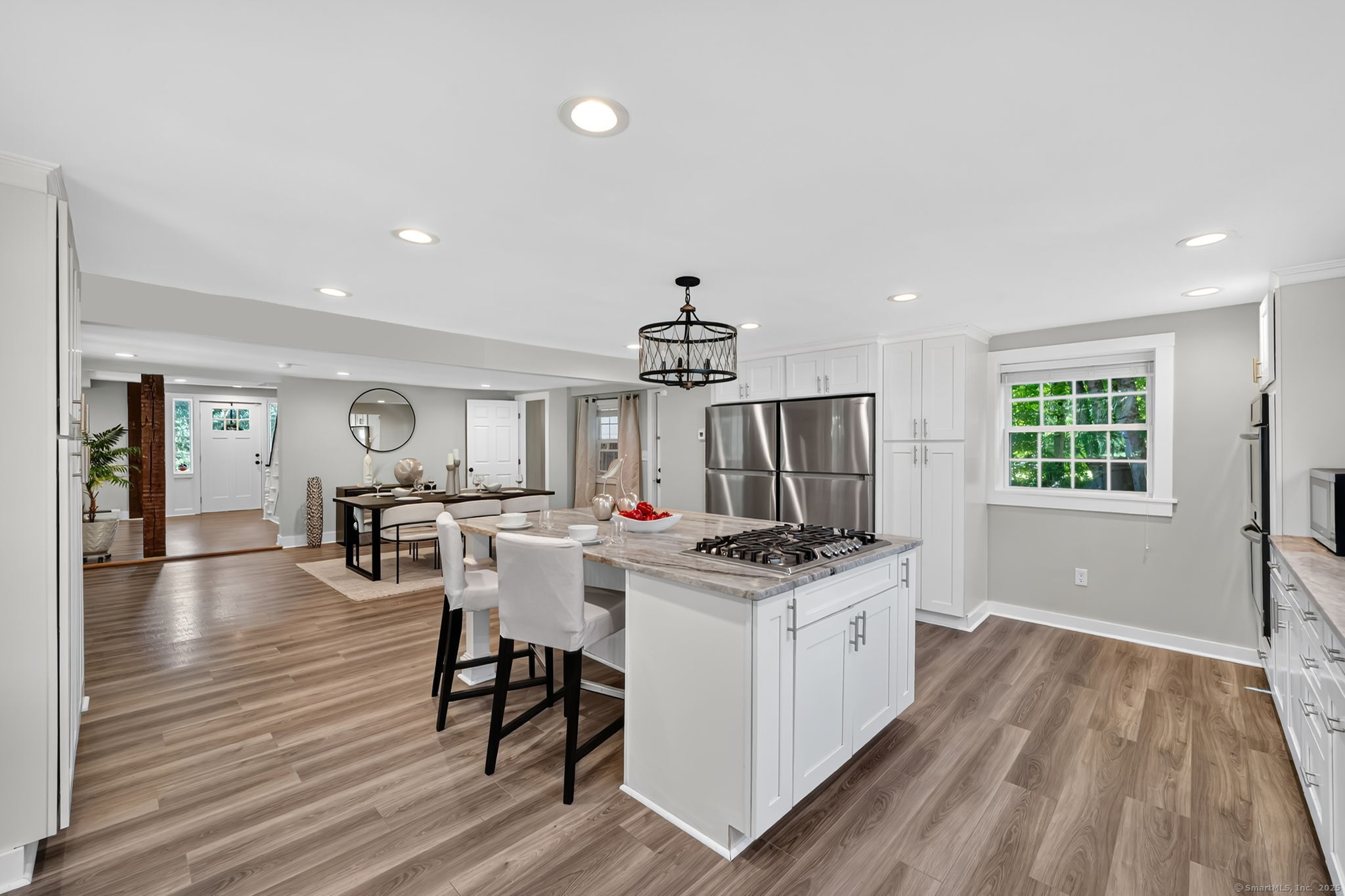 Pomfret, Connecticut, 06259, United States, 3 Bedrooms Bedrooms, ,3 BathroomsBathrooms,Residential,For Sale,1925586