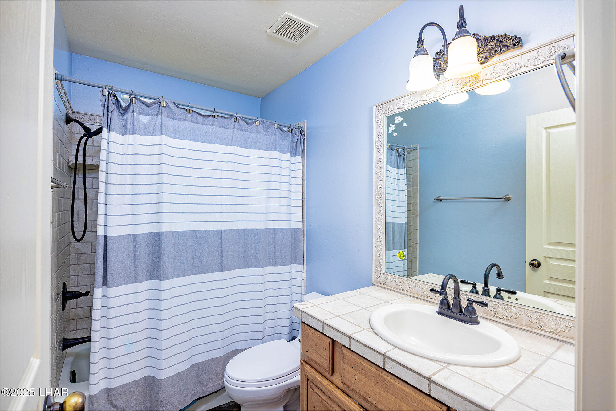 Lake Havasu City, Arizona, 86404, United States, 3 Bedrooms Bedrooms, ,2 BathroomsBathrooms,Residential,For Sale,2001874