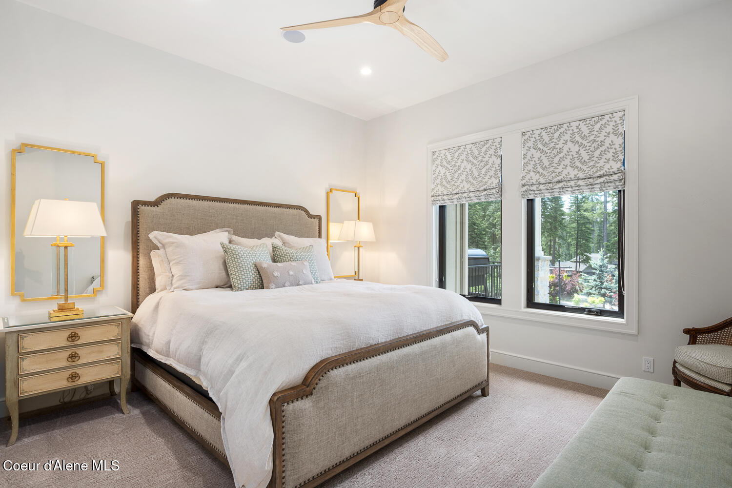 Coeur d'Alene, Idaho, 83814, United States, 4 Bedrooms Bedrooms, ,4 BathroomsBathrooms,Residential,For Sale,1851825
